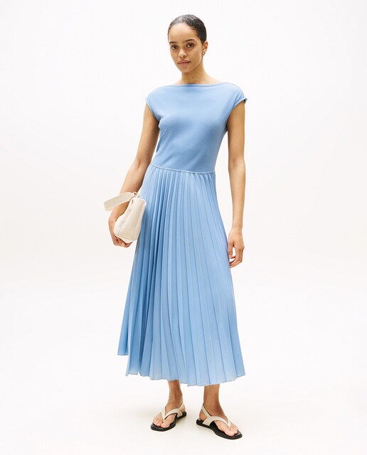 Imagem 0 de Vestido Midi de Manga Curta e Saia Plissada