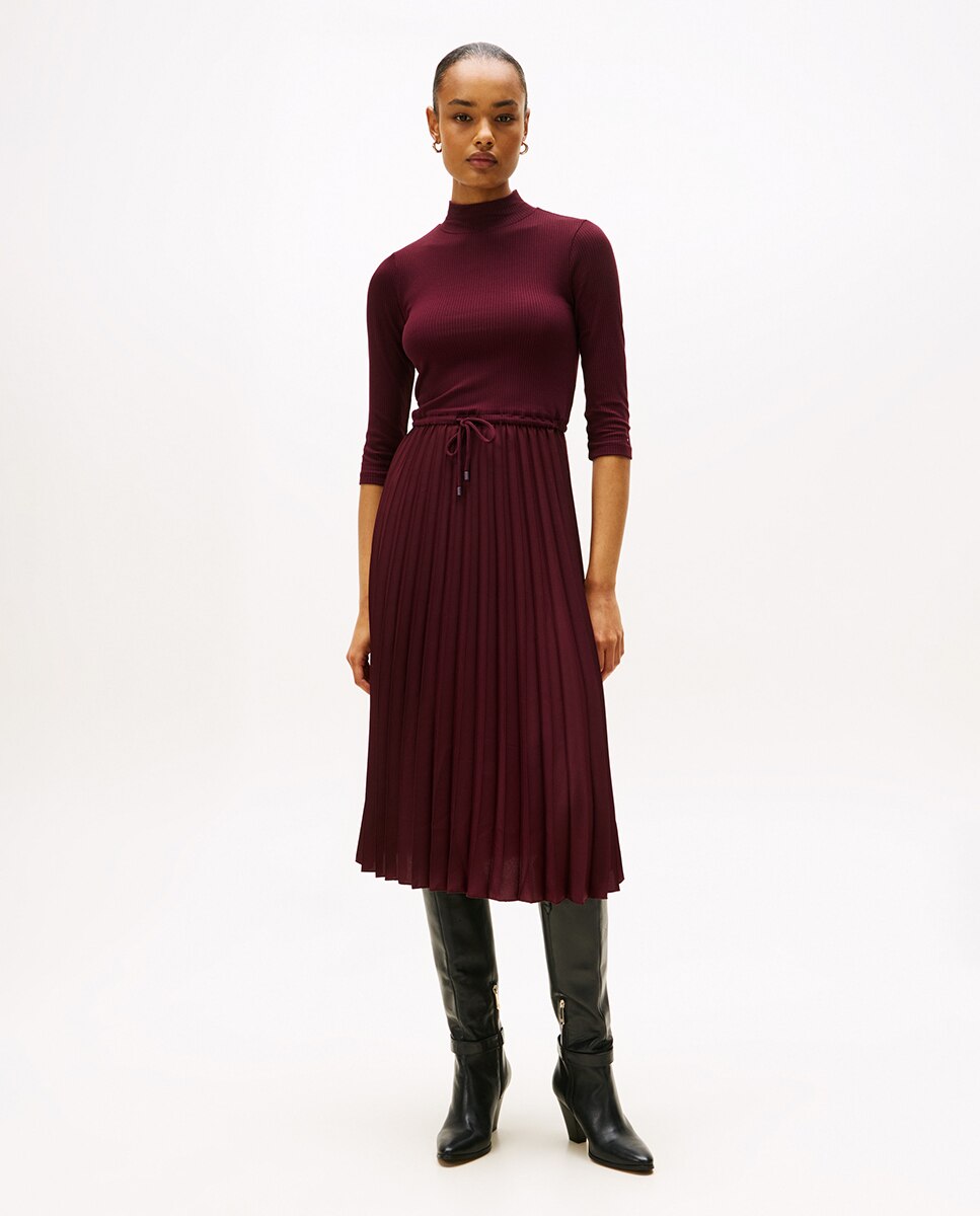 Vestido Midi de Corpo Canelado e Saia Plissada Bordeaux-1