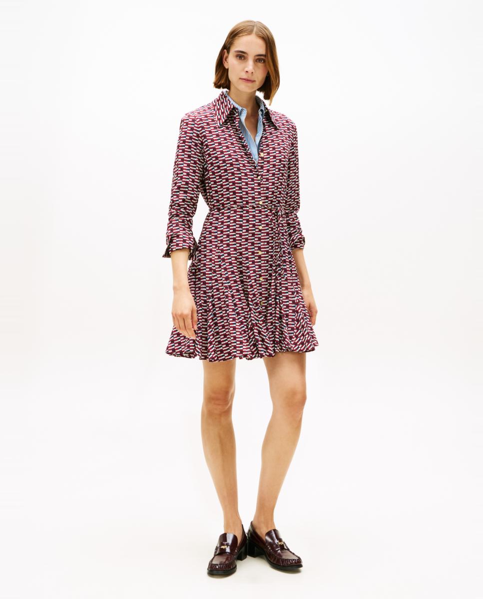 Imagem 0 de Vestido Estilo Camisa com Mini Estampado de Bandeiras