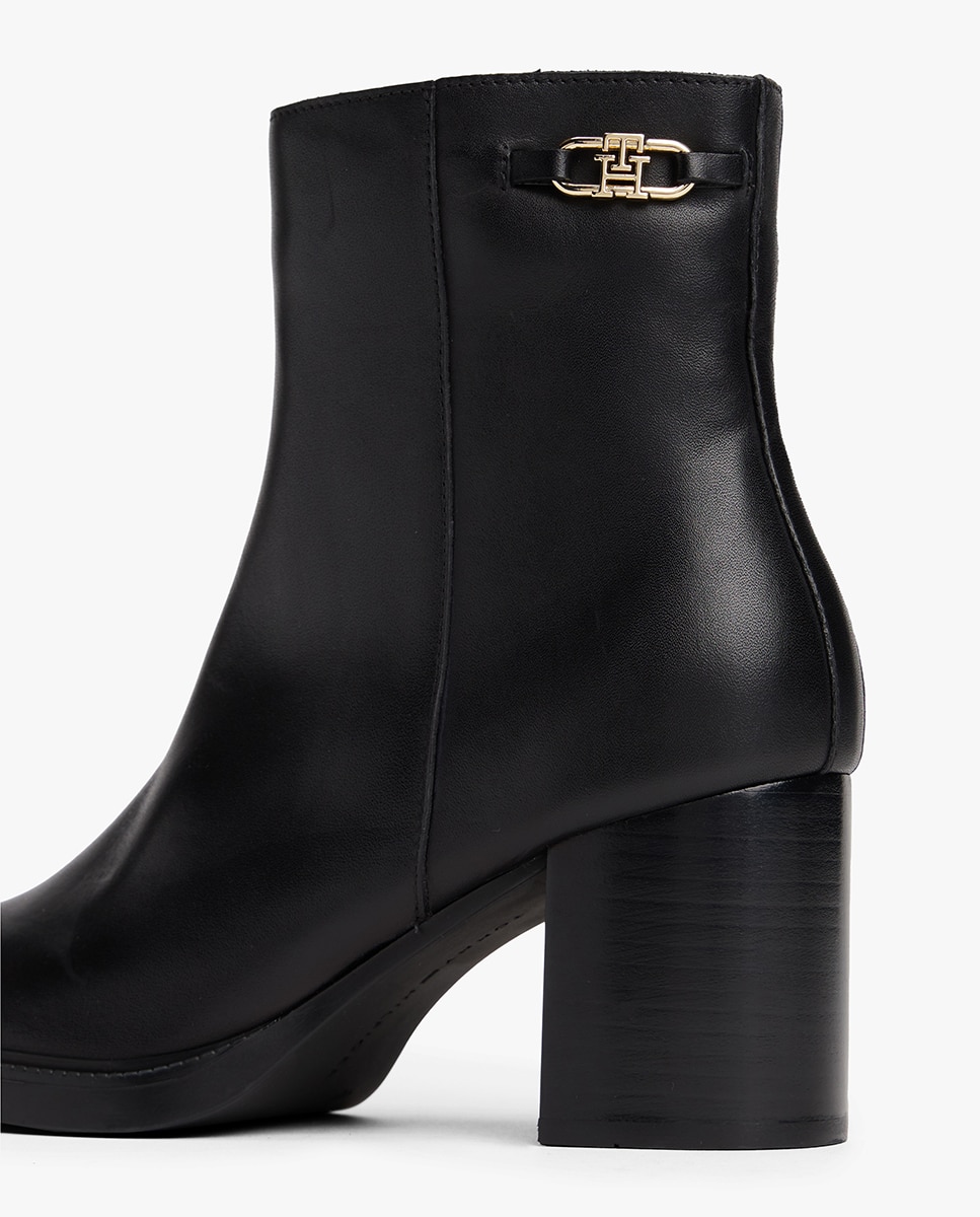 Botins Confecionados em Pele Preto-7