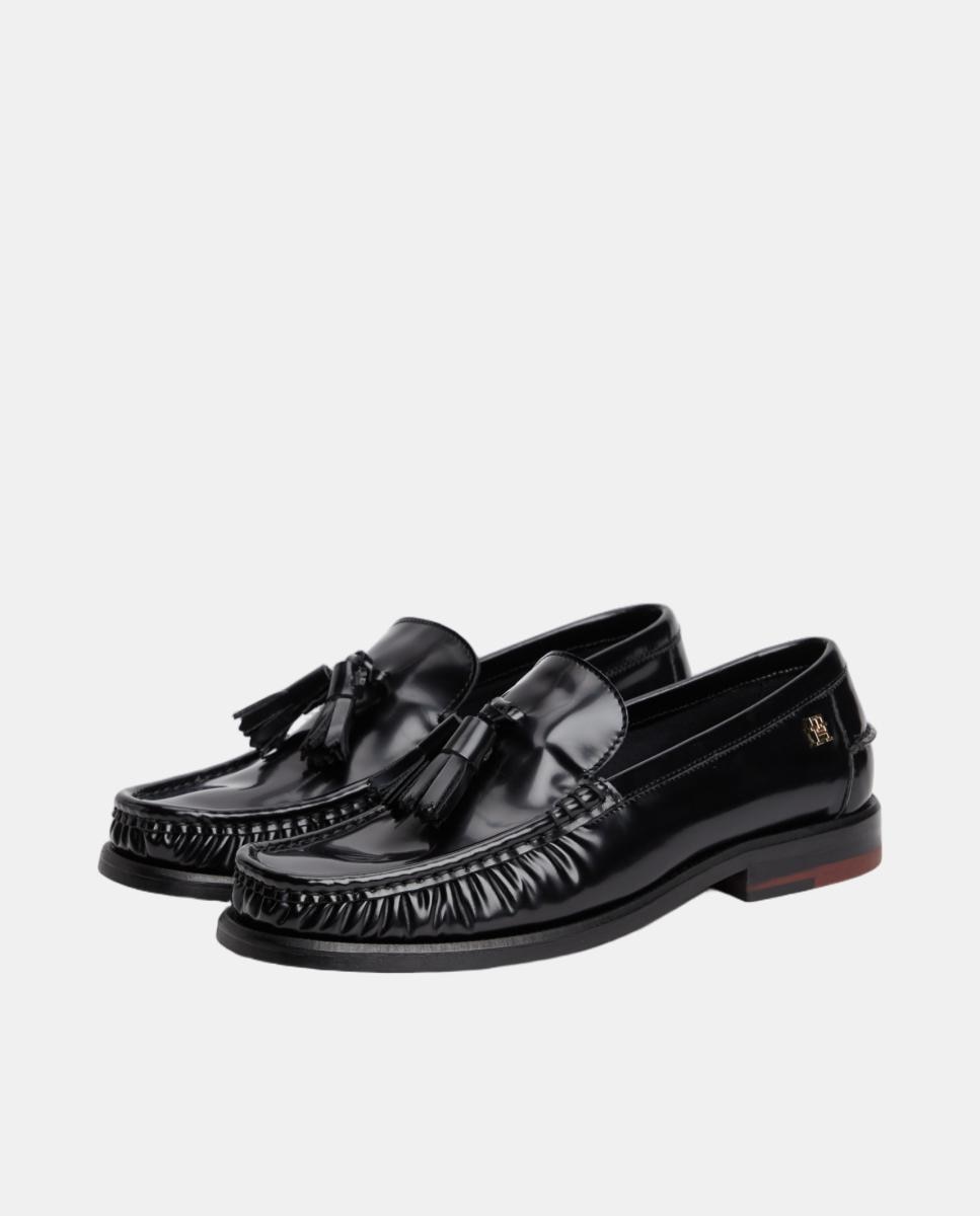 Mocassins em Pele com Borlas Preto-2