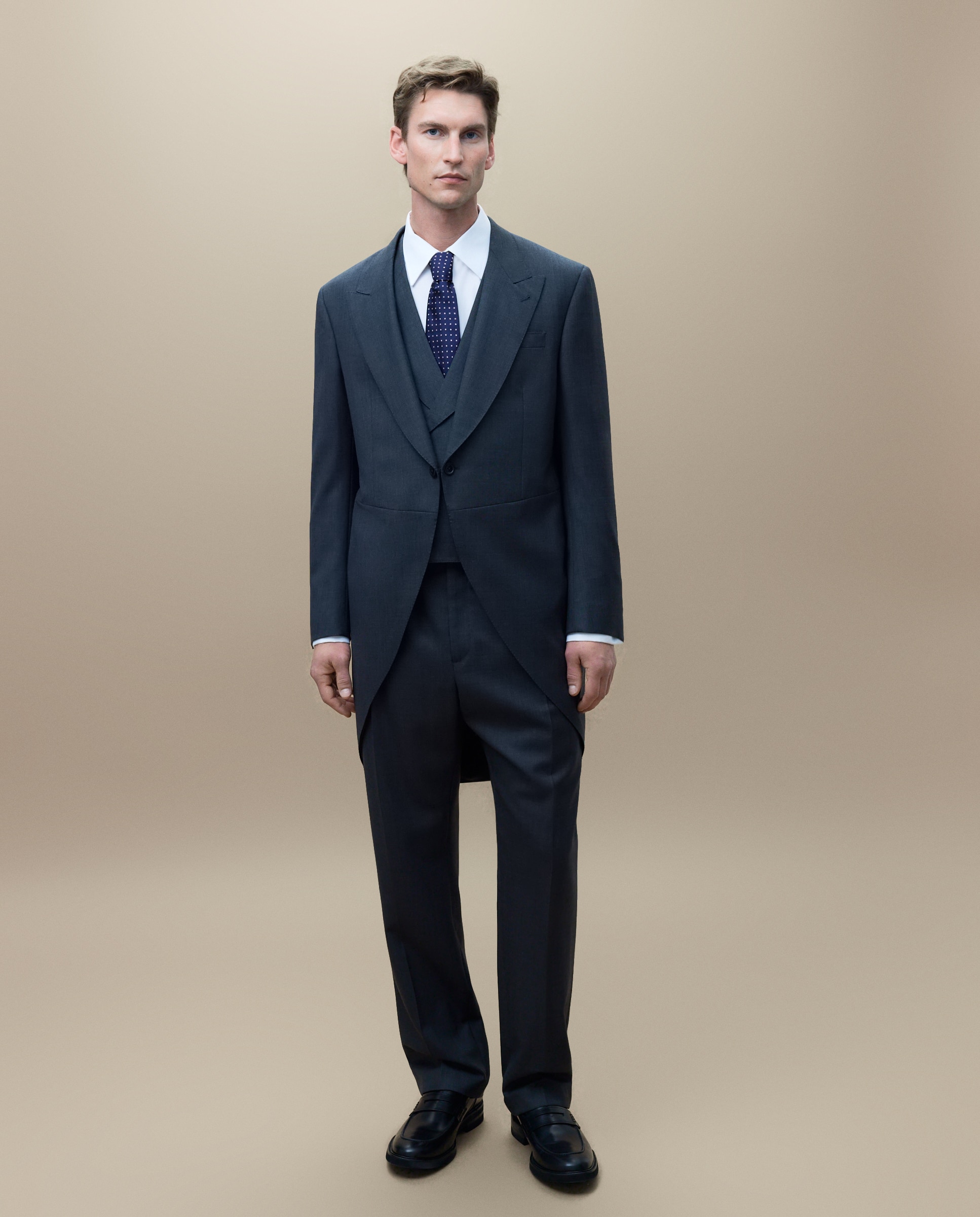 Fraque de Cerimónia Cinzento-1