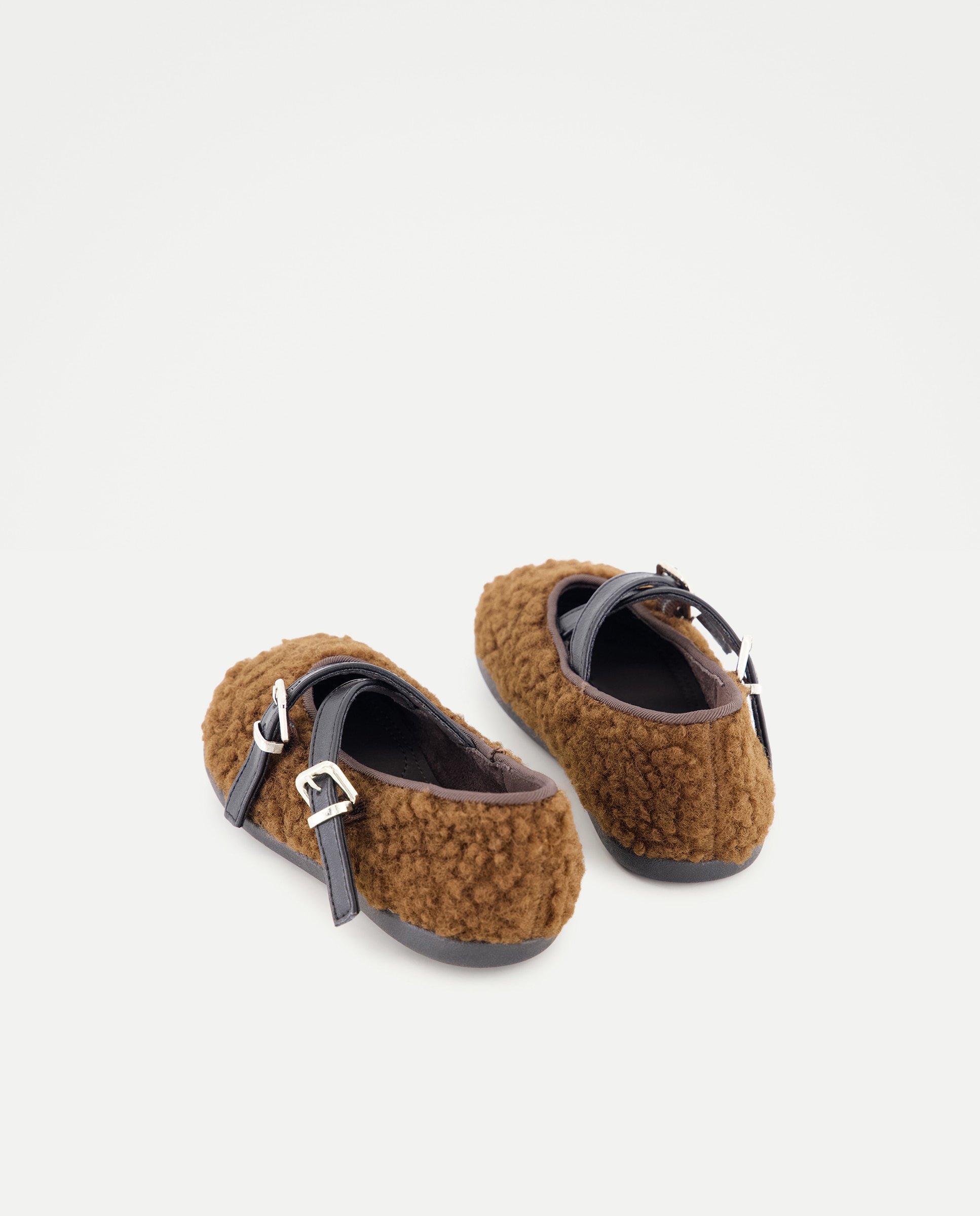 Sapatos de Presilha com Pelo de Borrego Chocolate-3