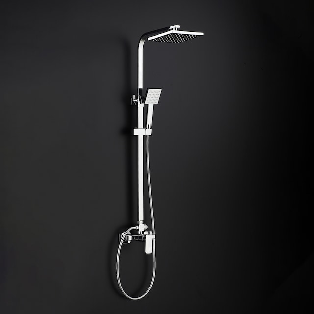 Imagen 0 de Set de ducha extensible con grifo monomando modelo Maza en cromo