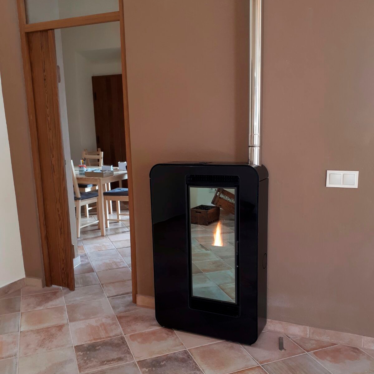 Estufa pellet Mónaco 7,5Kw Cristal negro-3