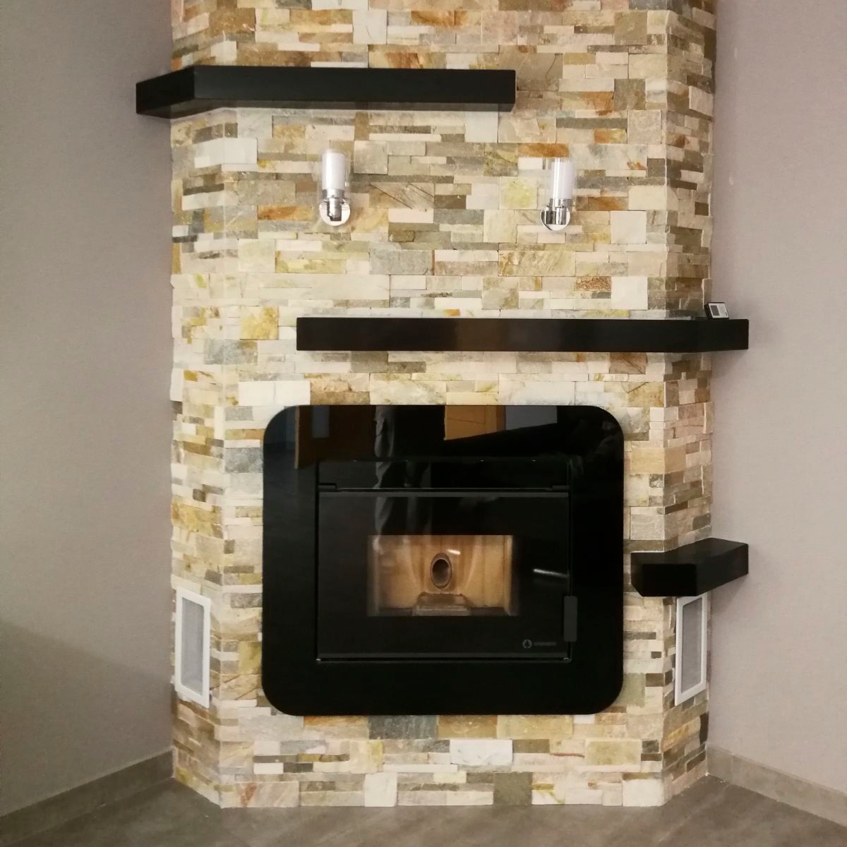 Estufa pellet insert canalizable Córdoba Glass 12Kw Cristal negro-2