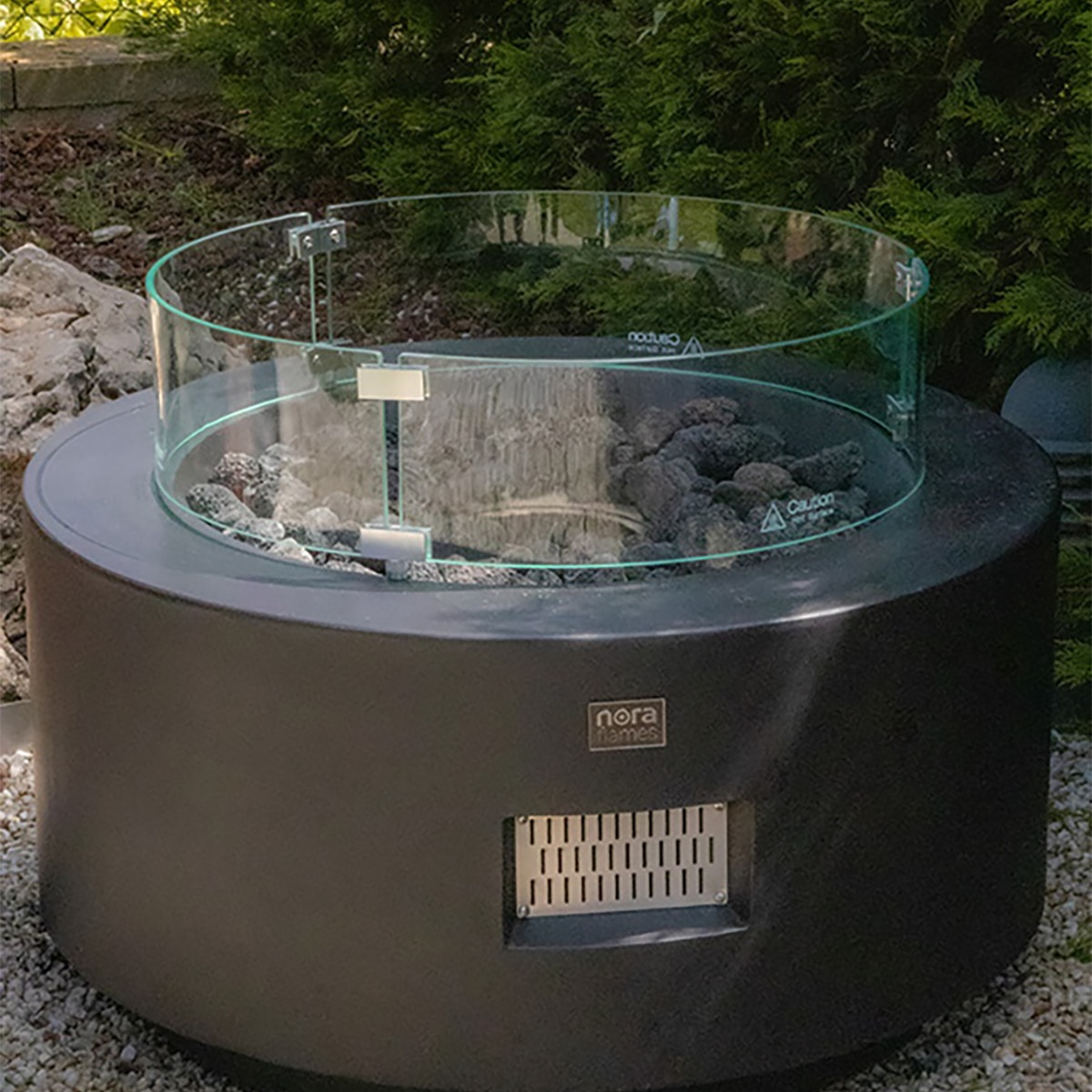 Chimenea de bioetanol de exterior Bio Fuji Nora Flames Negro-3