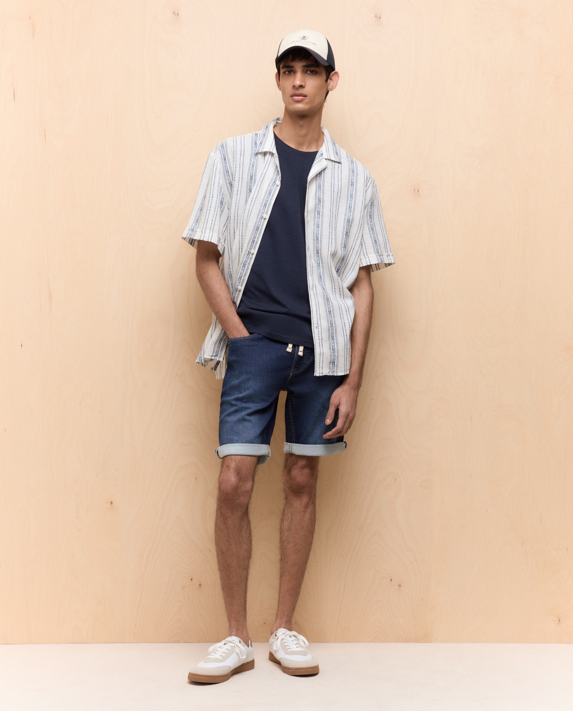 Imagem 0 de Bermudas de 5 Bolsos Knit Denim com Cordão