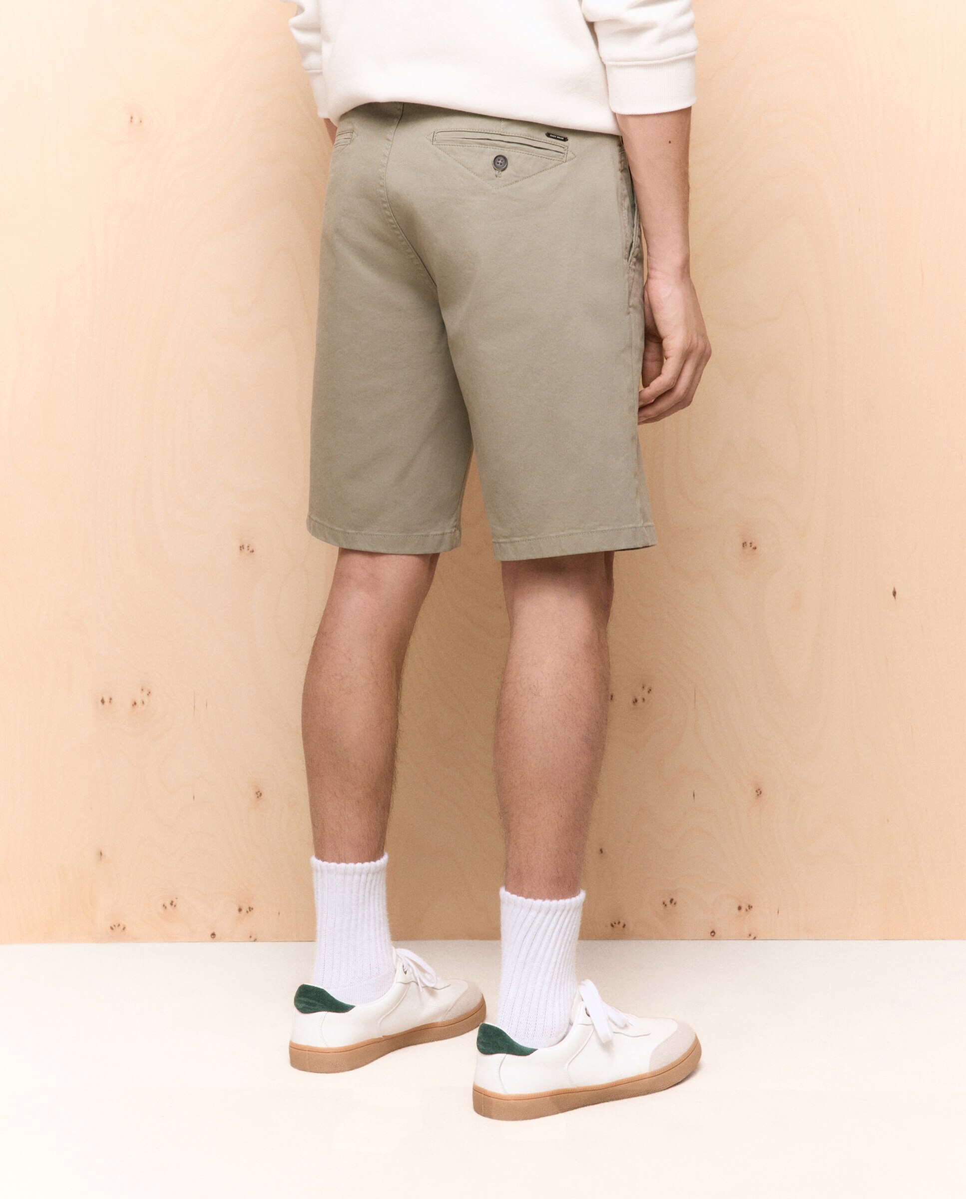 Bermudas Chino em Algodão Stretch 520 Caqui-3
