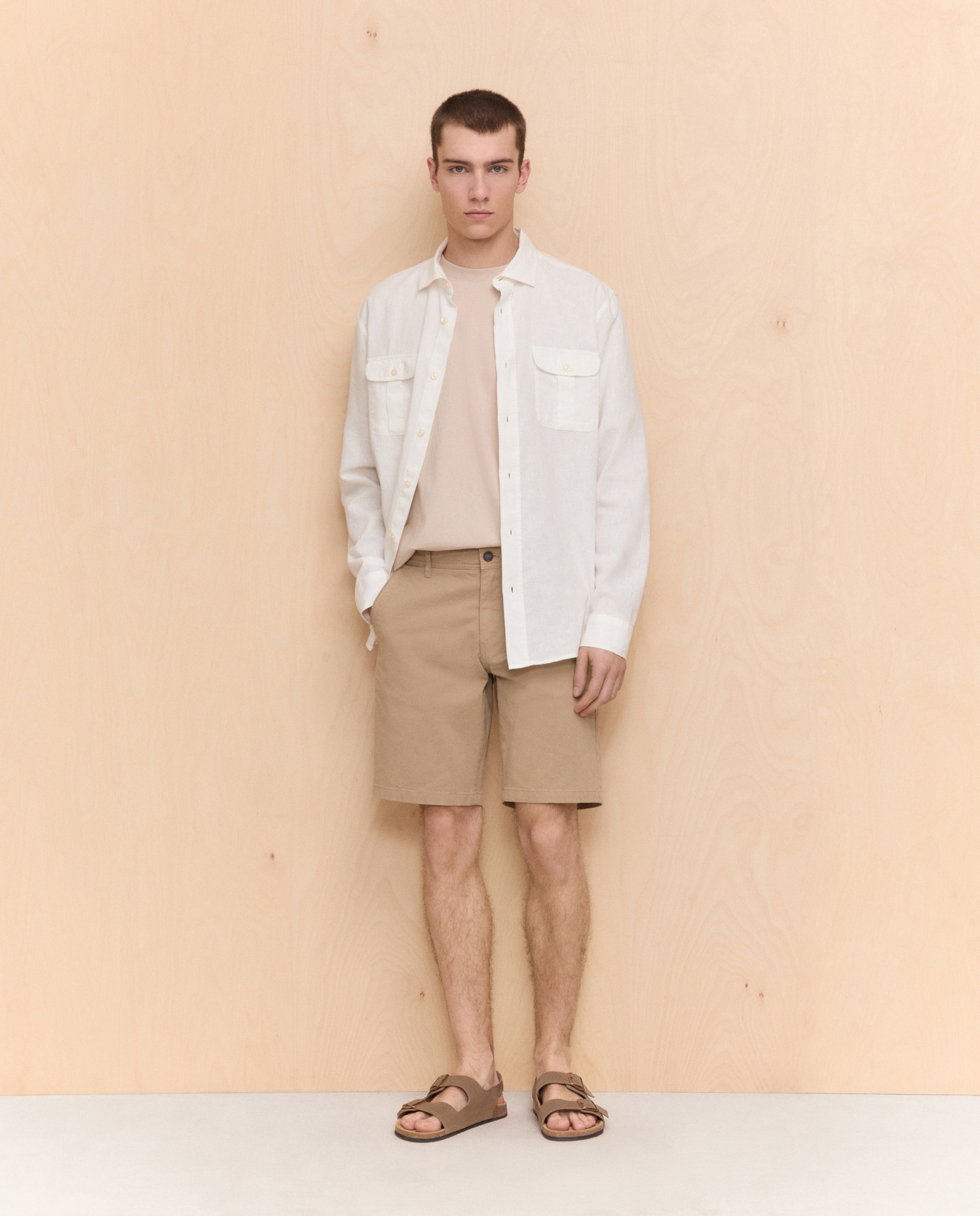 Imagem 0 de Bermudas Chino em Algodão Stretch