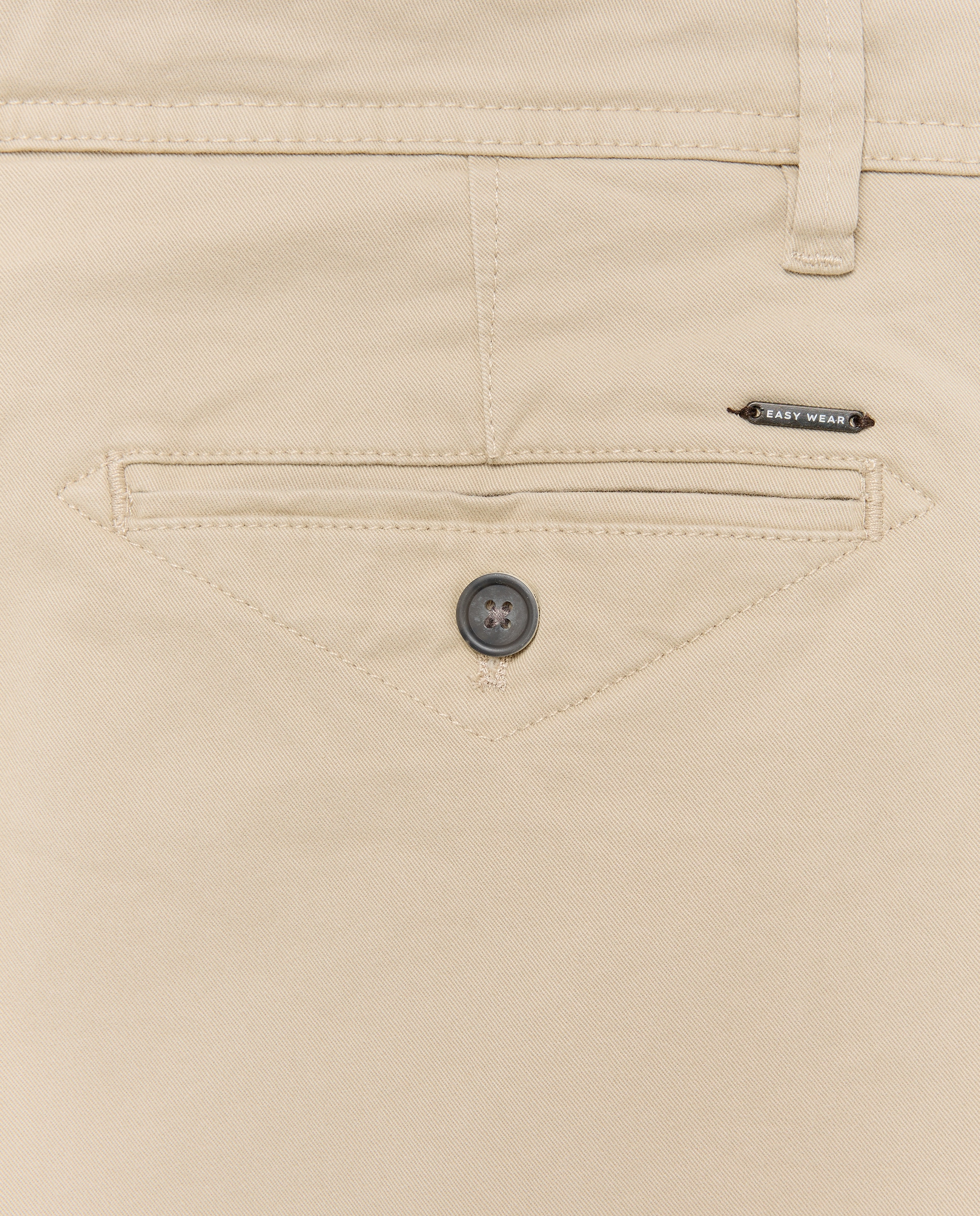 Bermudas Chino em Algodão Stretch Bege-5