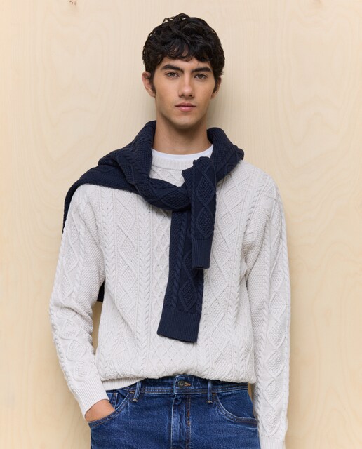 Imagem 0 de Camisola de malha com decote redondo