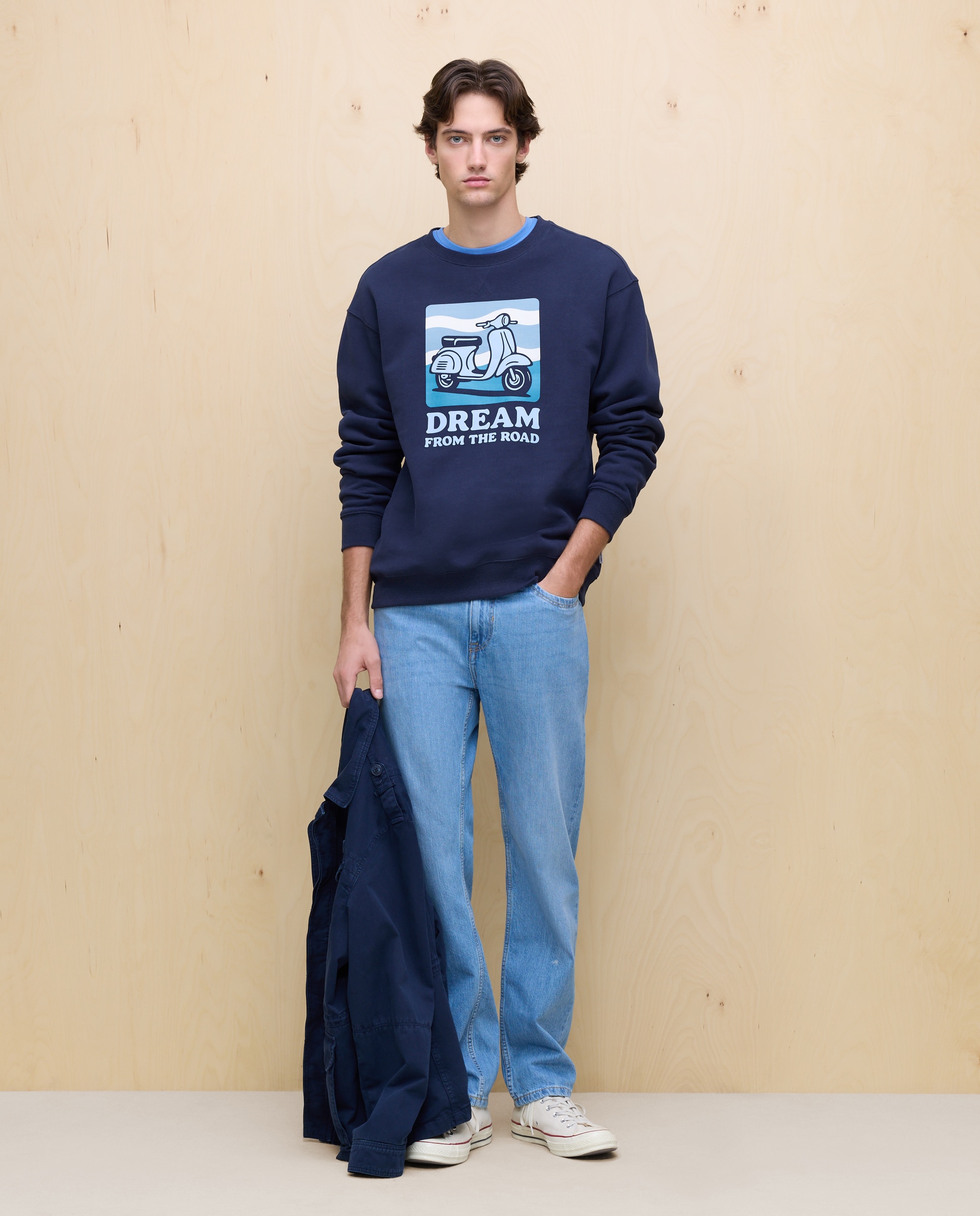 Sweatshirt de Gola Redonda com Estampado Azul-marinho-4