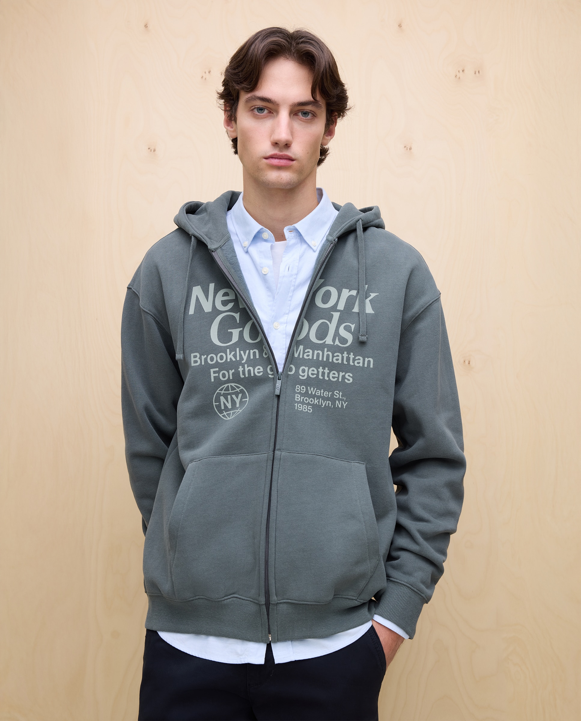 Imagem 0 de Sweatshirt com Capuz e Fecho de Correr
