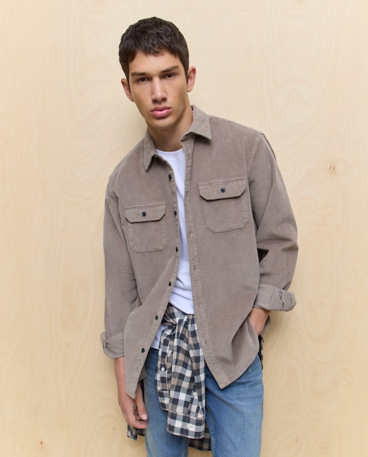 Imagen 0 de Sobrecamisa de hombre pana