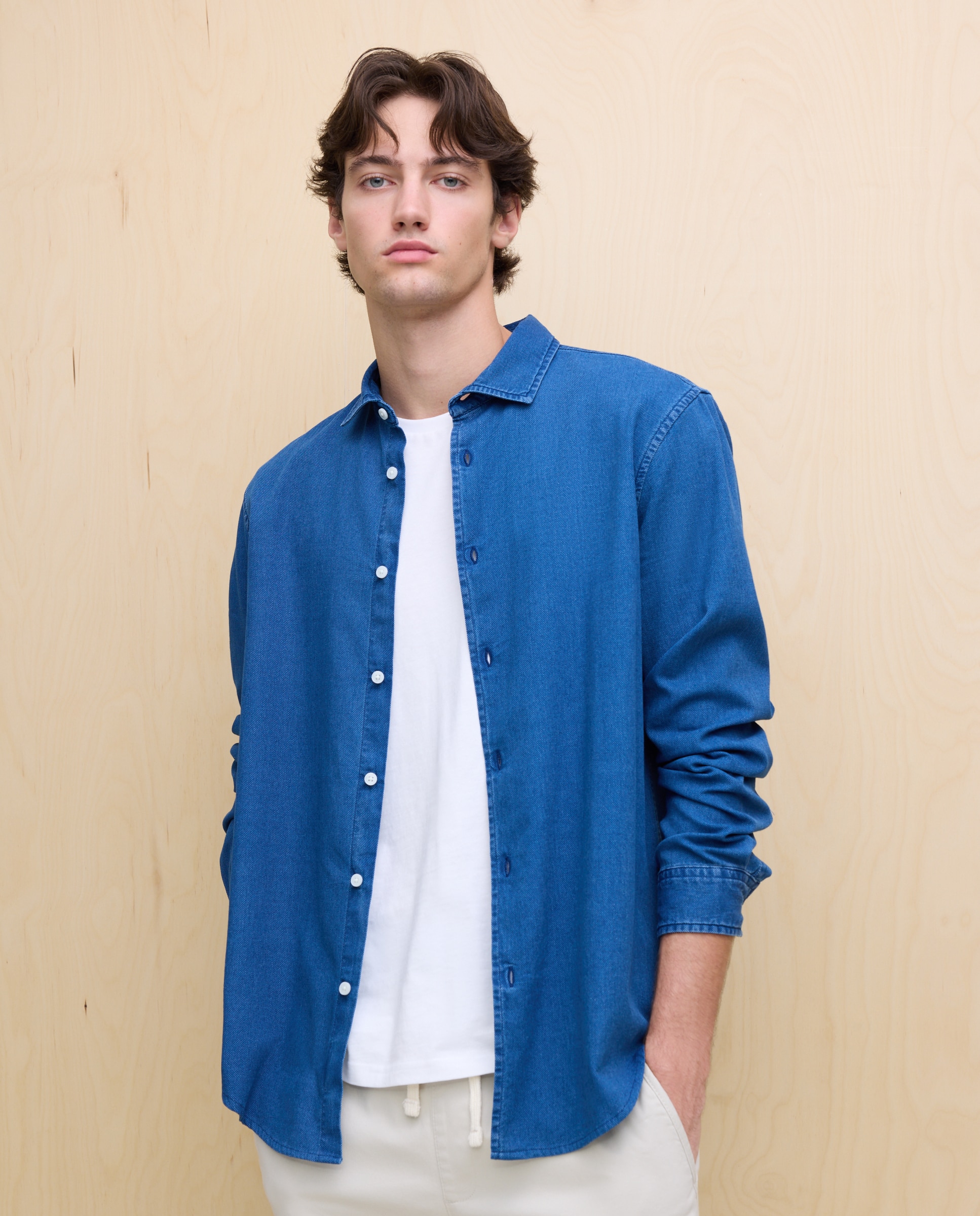 Easy Wear - Camisa de manga larga estructura denim de hombre.