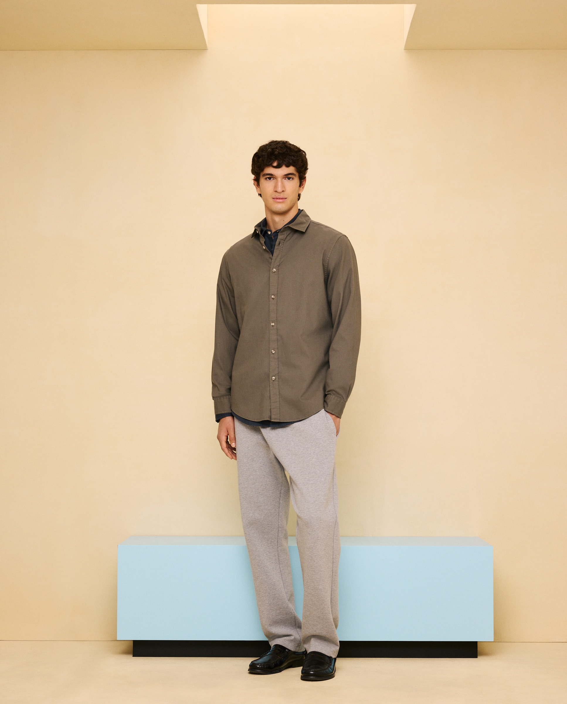 Imagen 2 de Camisa manga larga para hombre lisa garment dyed - Easy Wear - 520 Kaki 520 Kaki