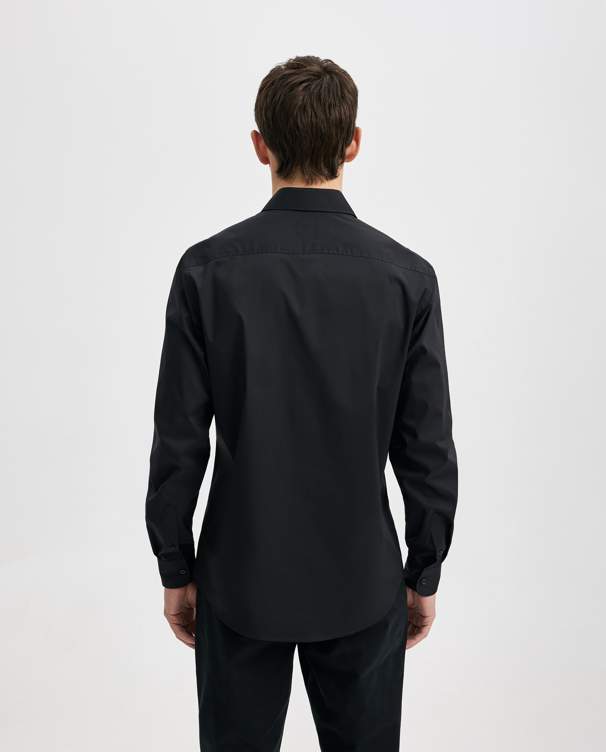 Camisa Elástica Lisa Preto-3