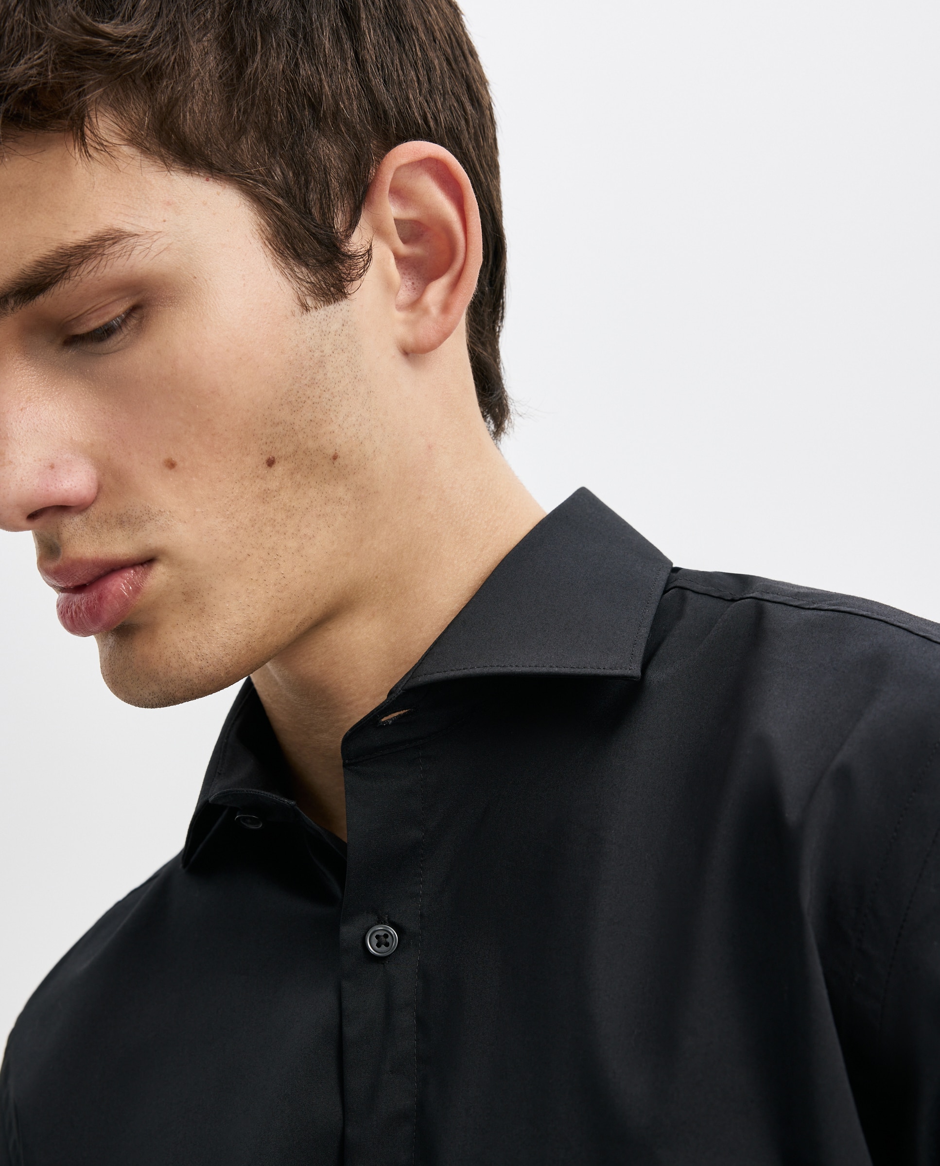 Camisa Elástica Lisa Preto-4