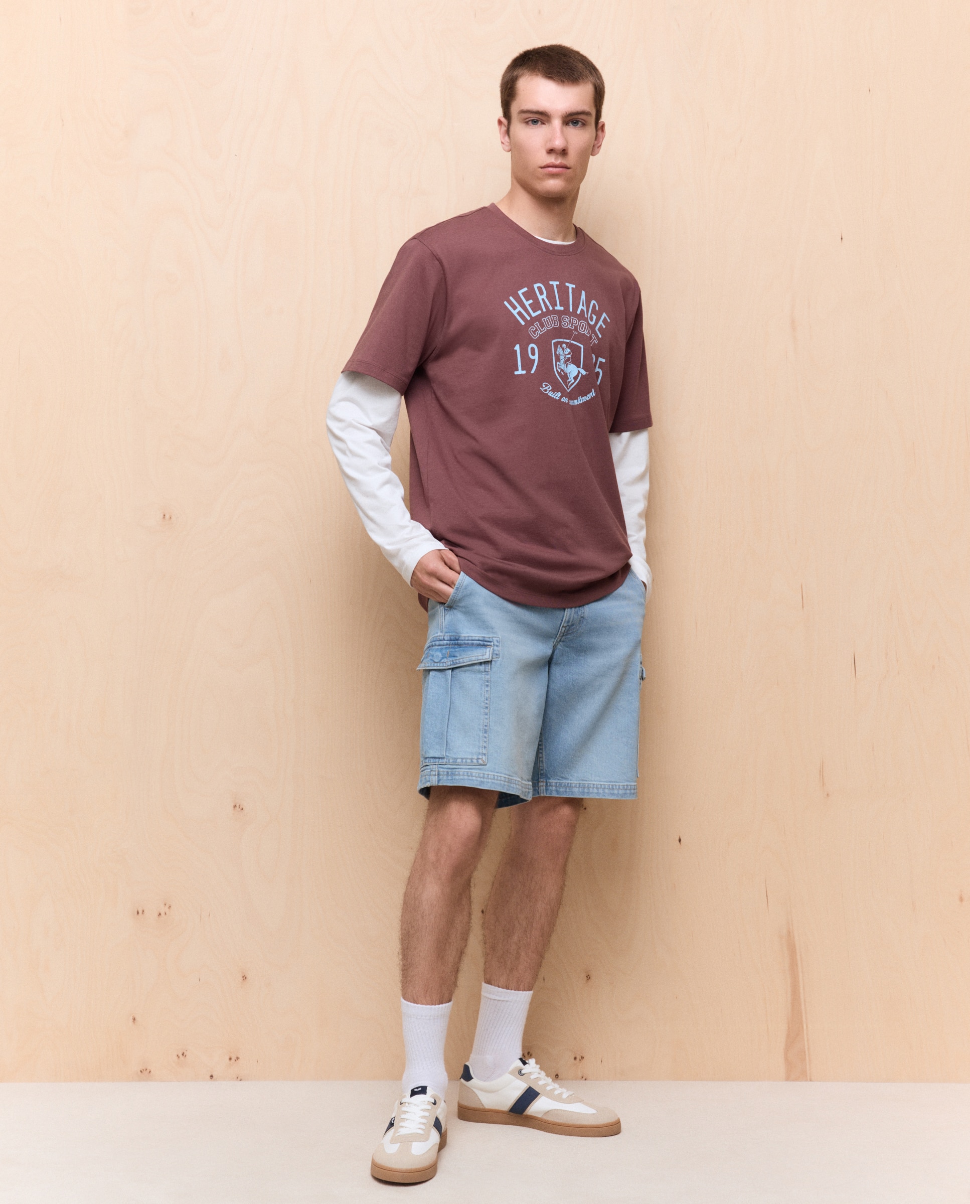 T-shirt Estampada com Manga Curta Bordeaux-2