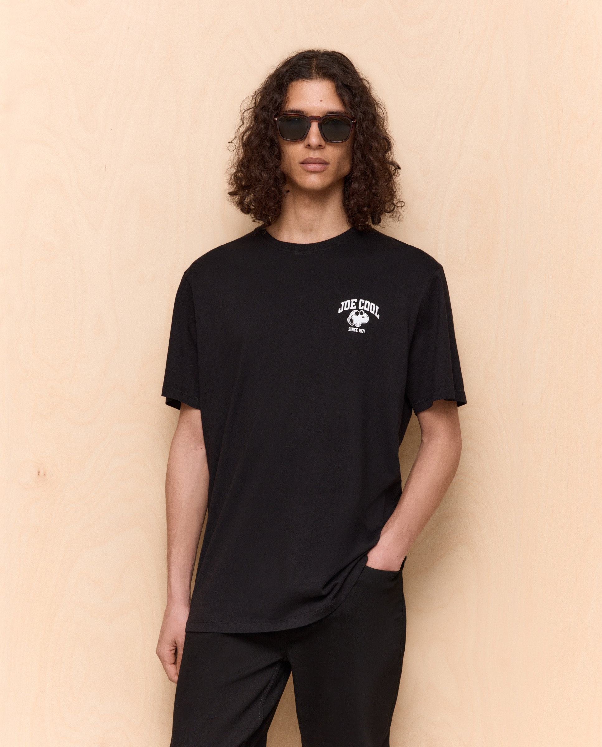 T-shirt Snoopy de Manga Curta Preto-2