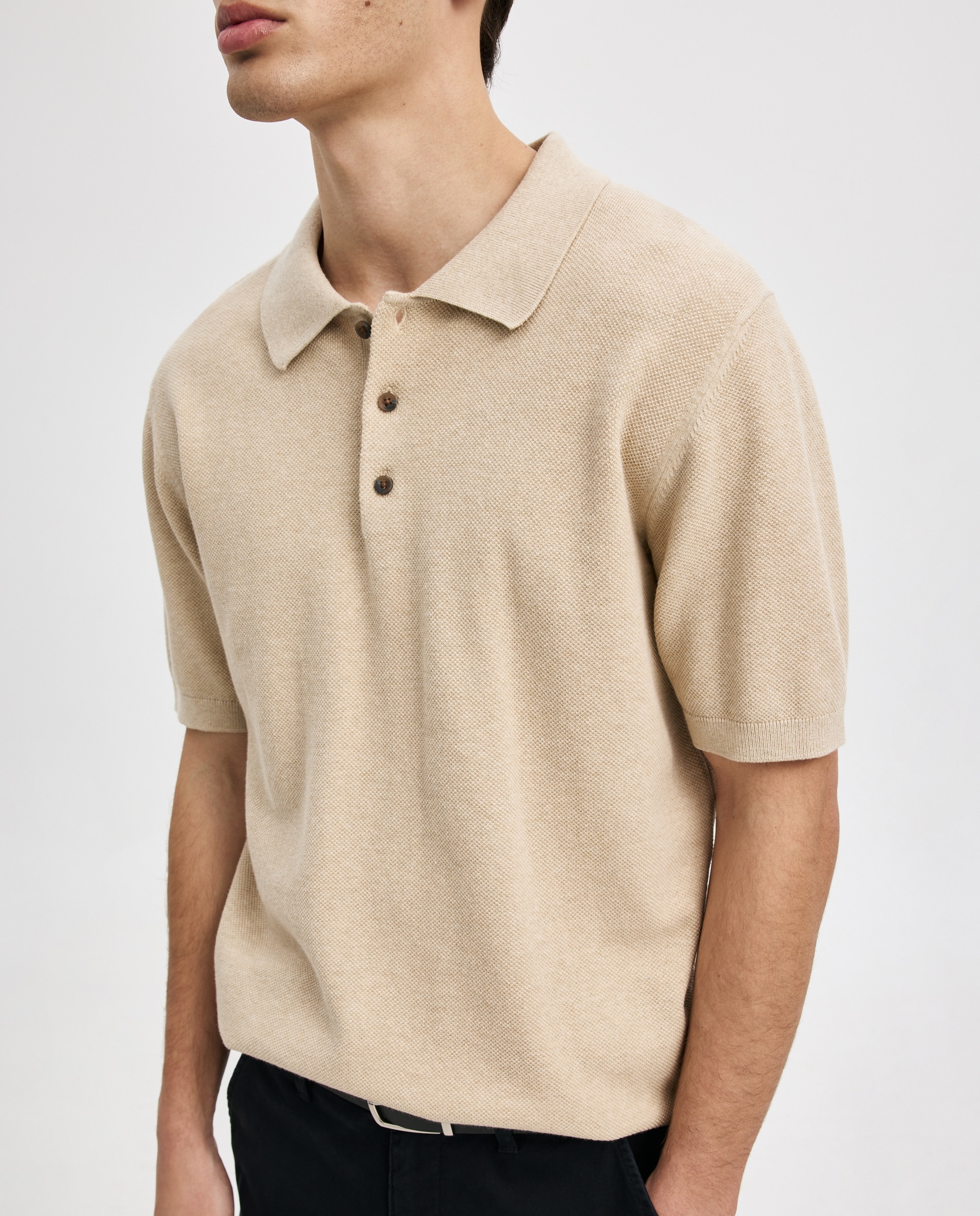 Polo de Malha com Manga Curta Bege-4