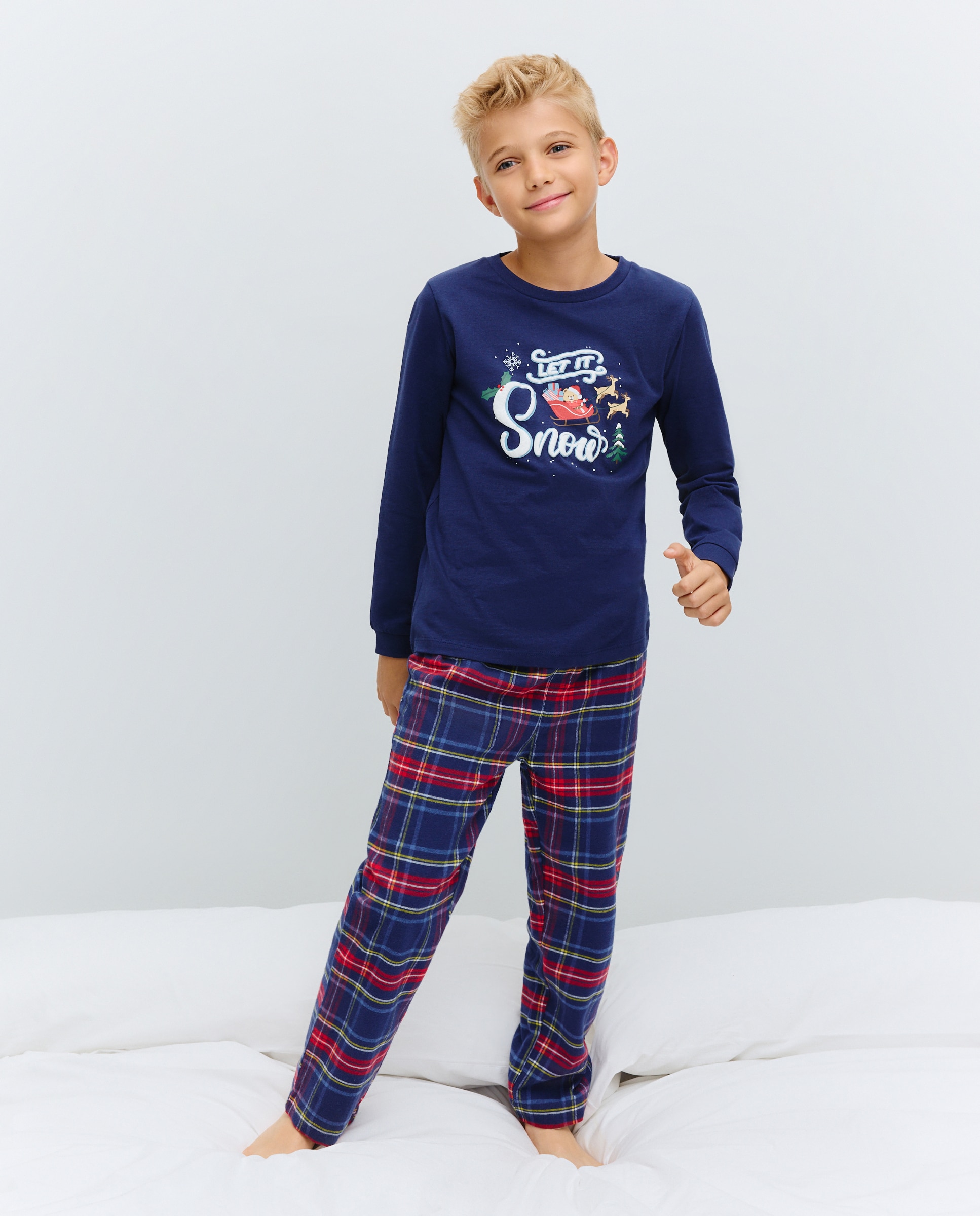 Pijama Completo com Motivo Natalício e Letras Azul-2