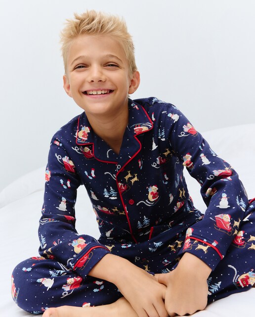 Imagem 0 de Pijama Comprido Abotoado com Estampado de Motivo Natalício de Trenós