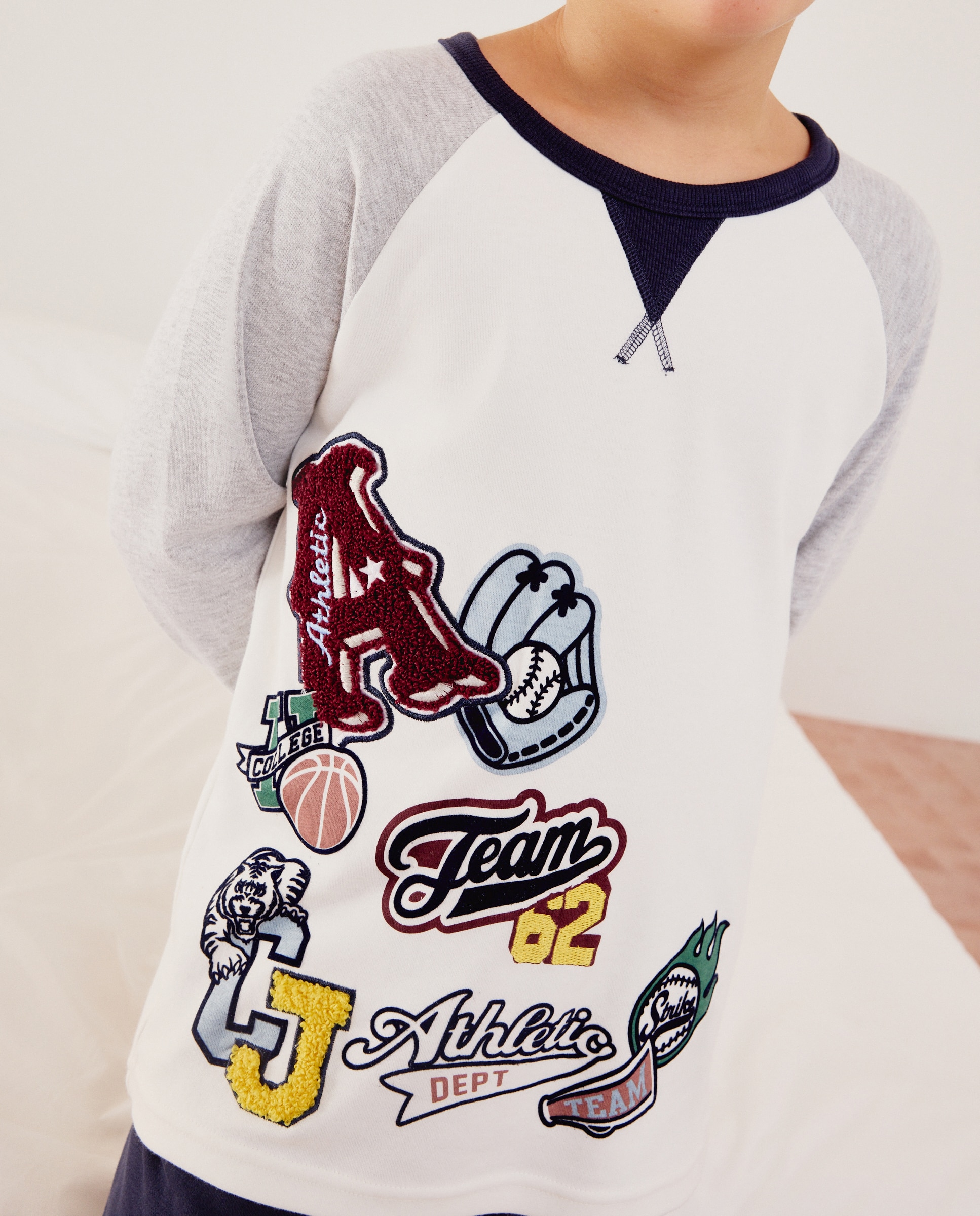 Pijama de Malha Estilo Varsity com Fantasia Azul-2