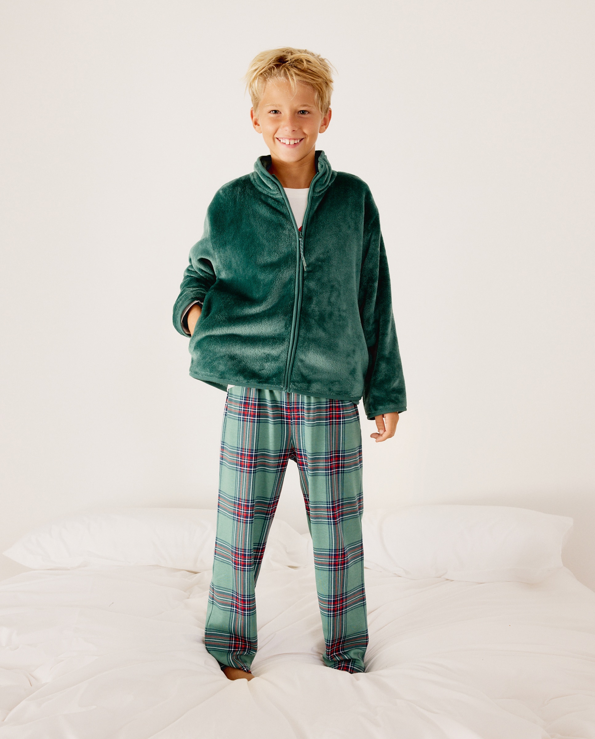 Imagem 0 de Pijama Completo de Malha e Forro Polar com Fantasia