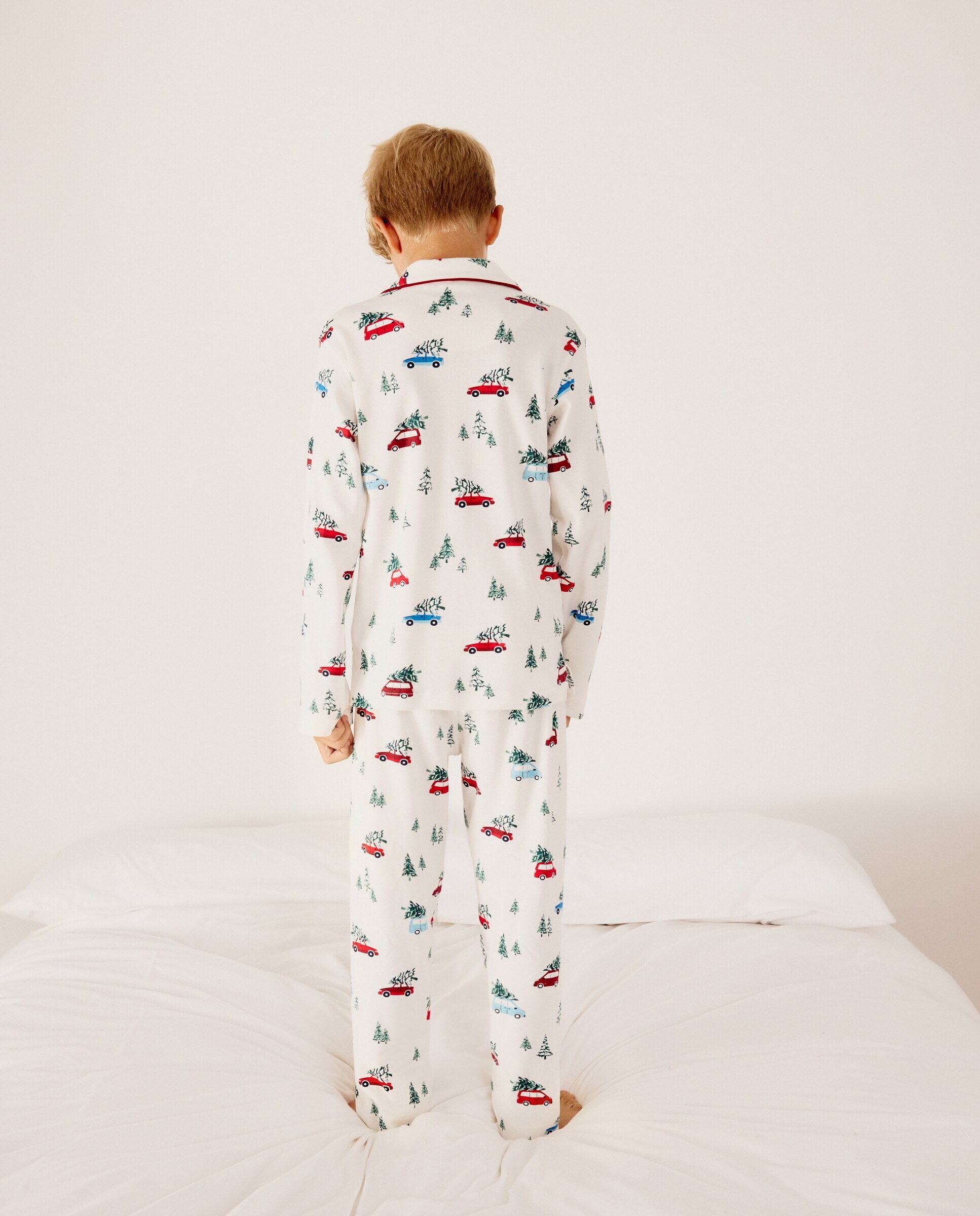 Pijama Completo de Malha e Forro Polar com Fantasia Branco-3