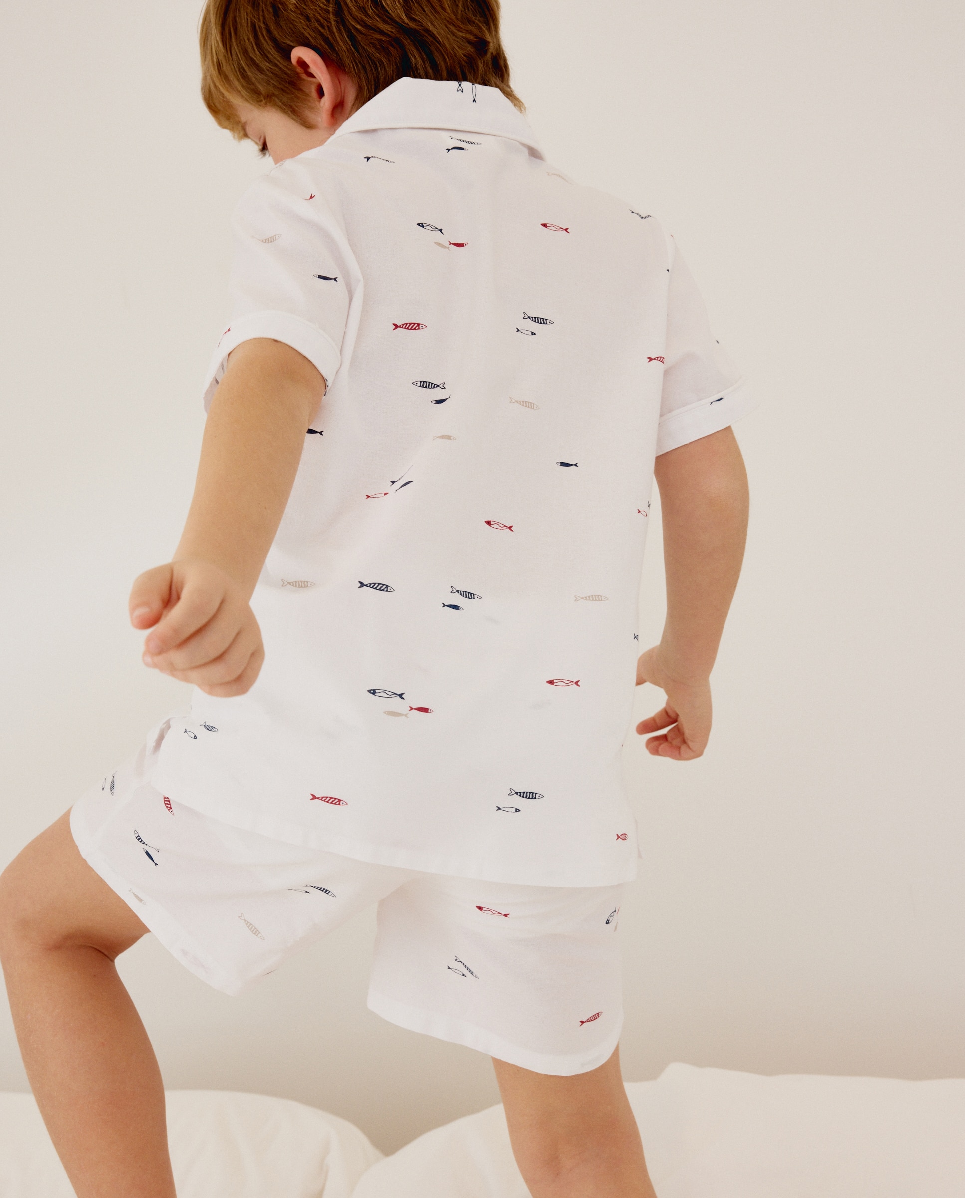 Pijama Curto Oxford Abotoado com Estampado de Fantasia Branco-3