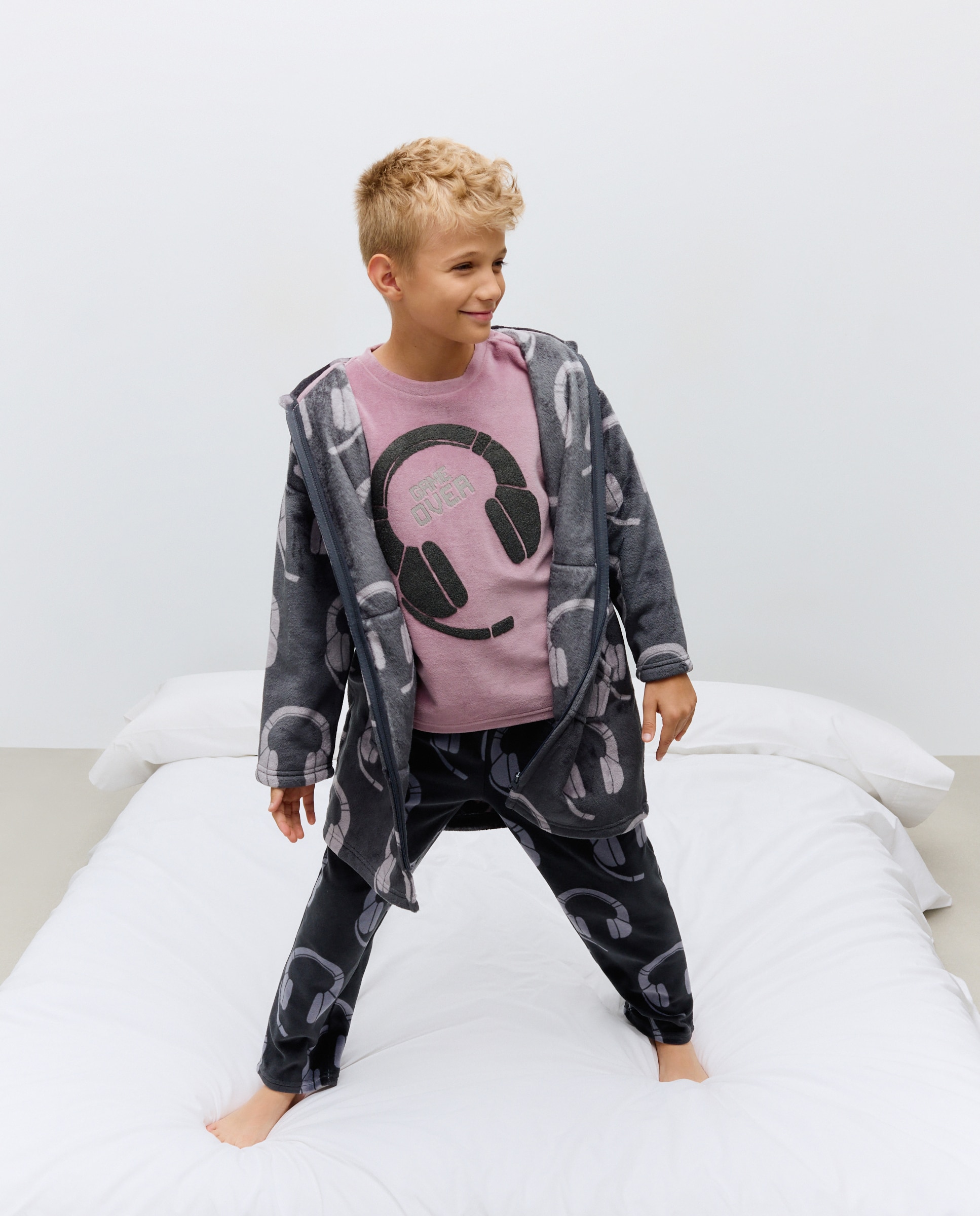 Robe Estampado com Fantasia de Capacetes Preto-1