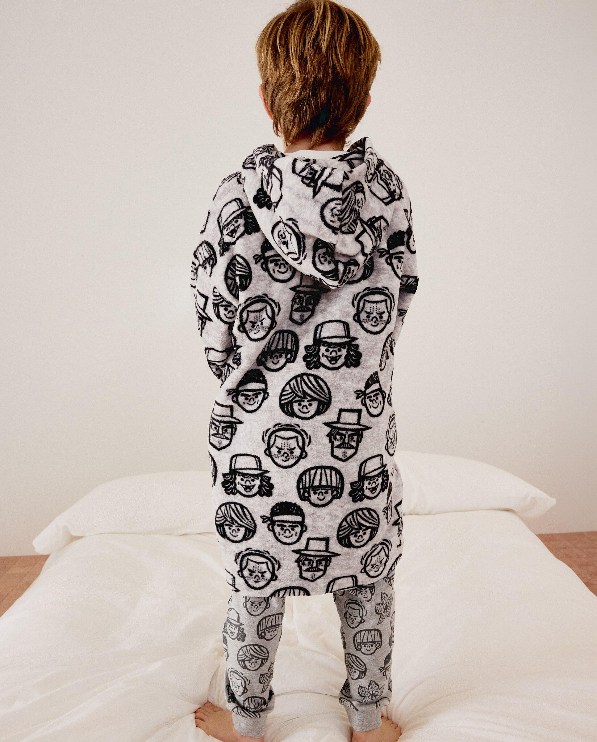 Robe Stranger Things Cotton Juice Cinzento-3