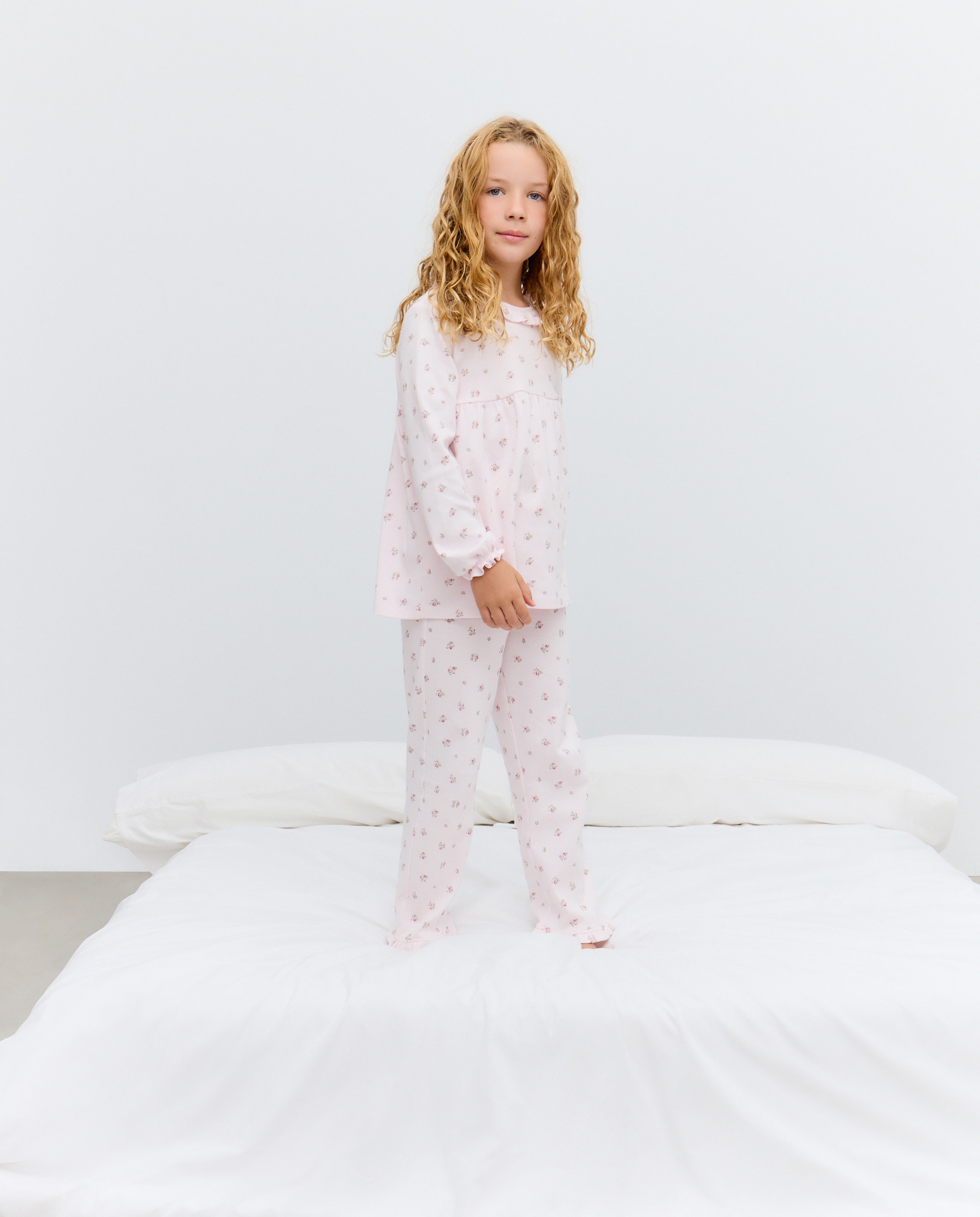 Pijama Comprido de Malha com Prega e Gola com Flores Rosa-2