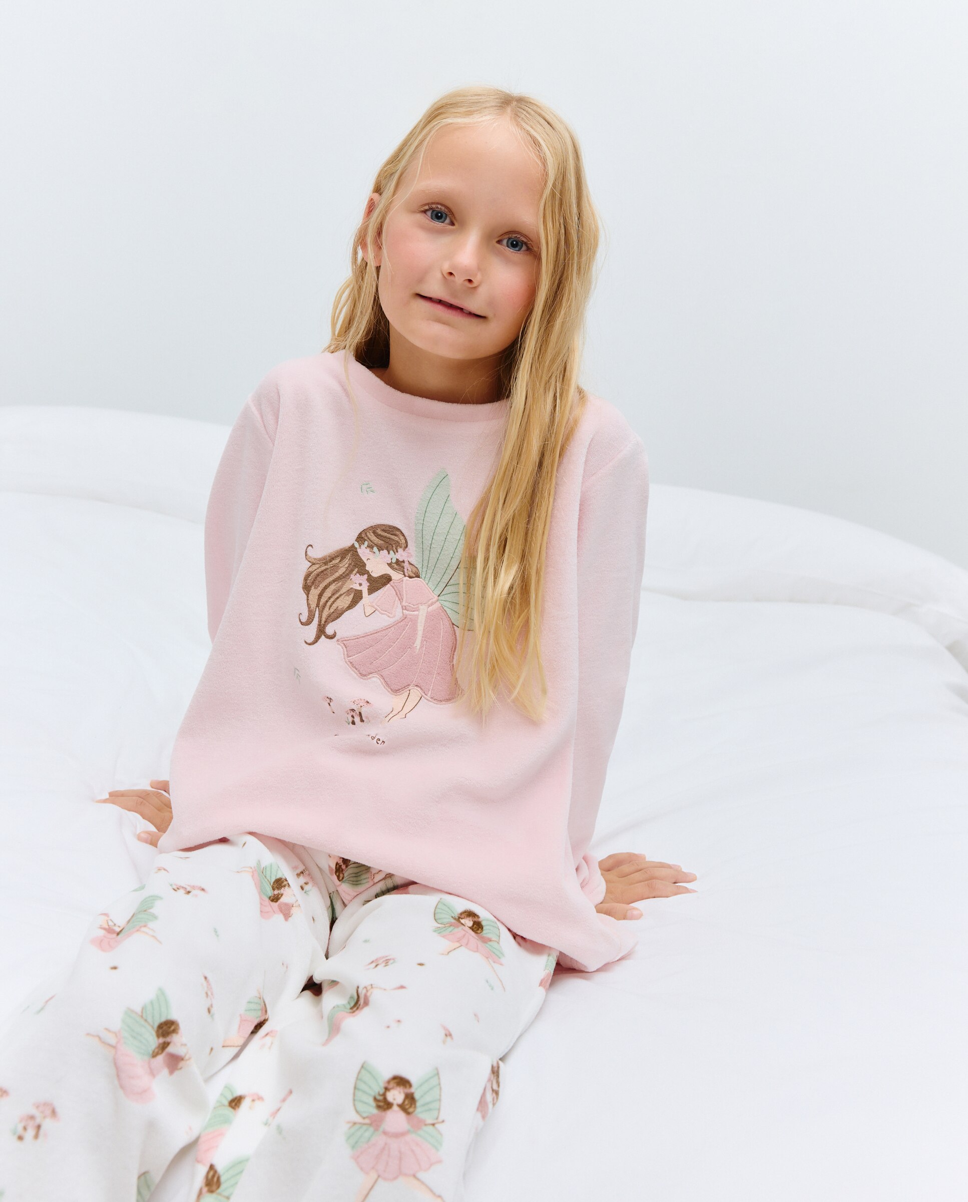 Pijama de Veludo com Fadas Branco-2