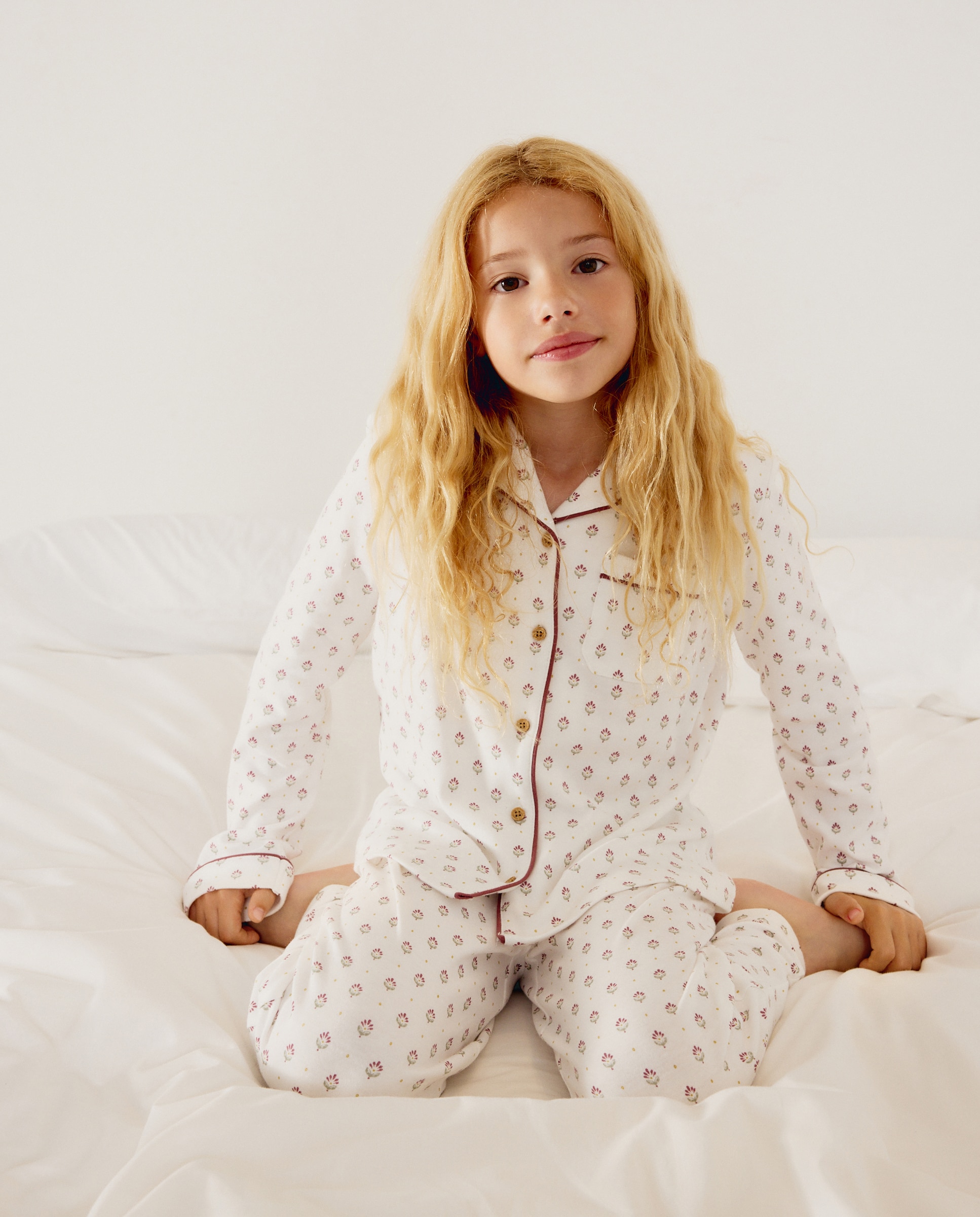 Imagem 0 de Pijama com Estampados de Fantasia