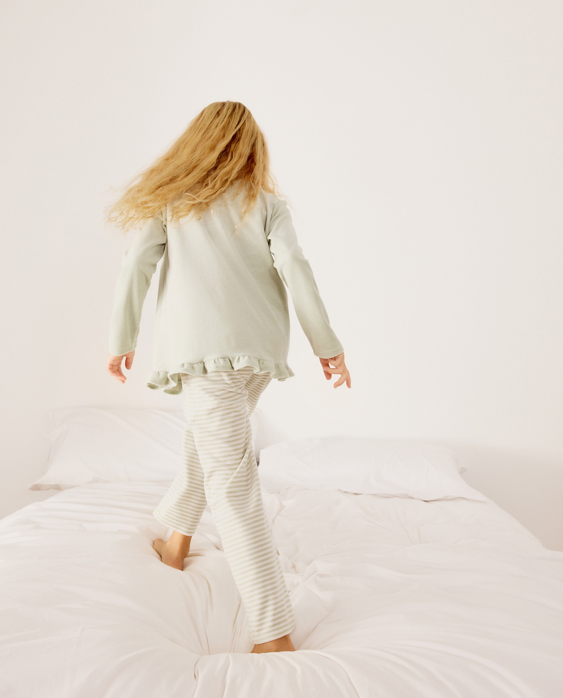 Pijama completo velour manga larga estampando fantasía de niña - Cotton Juice - Verde Verde-3