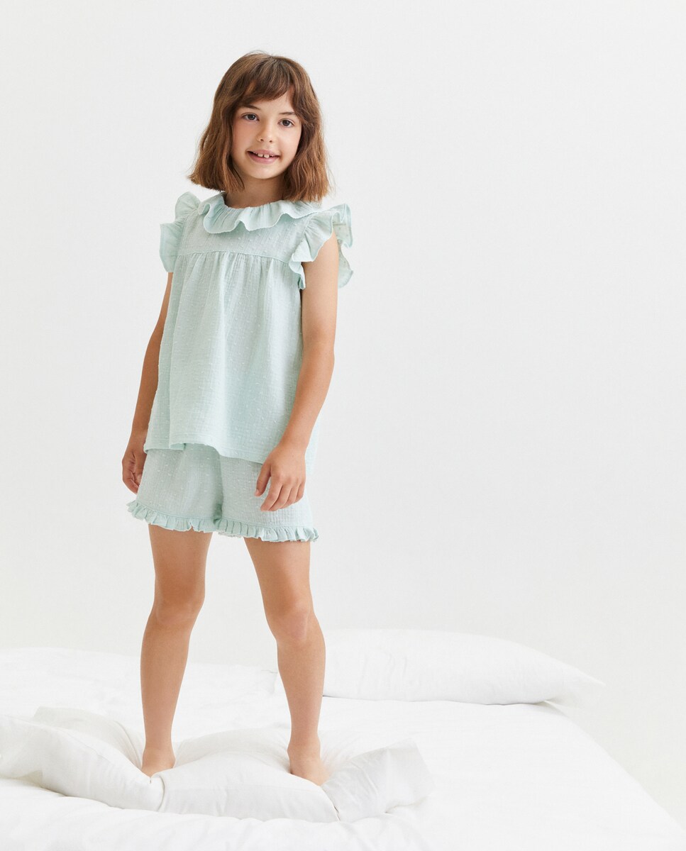 Pijama Curto de Plumetti e Renda na Gola Verde-2