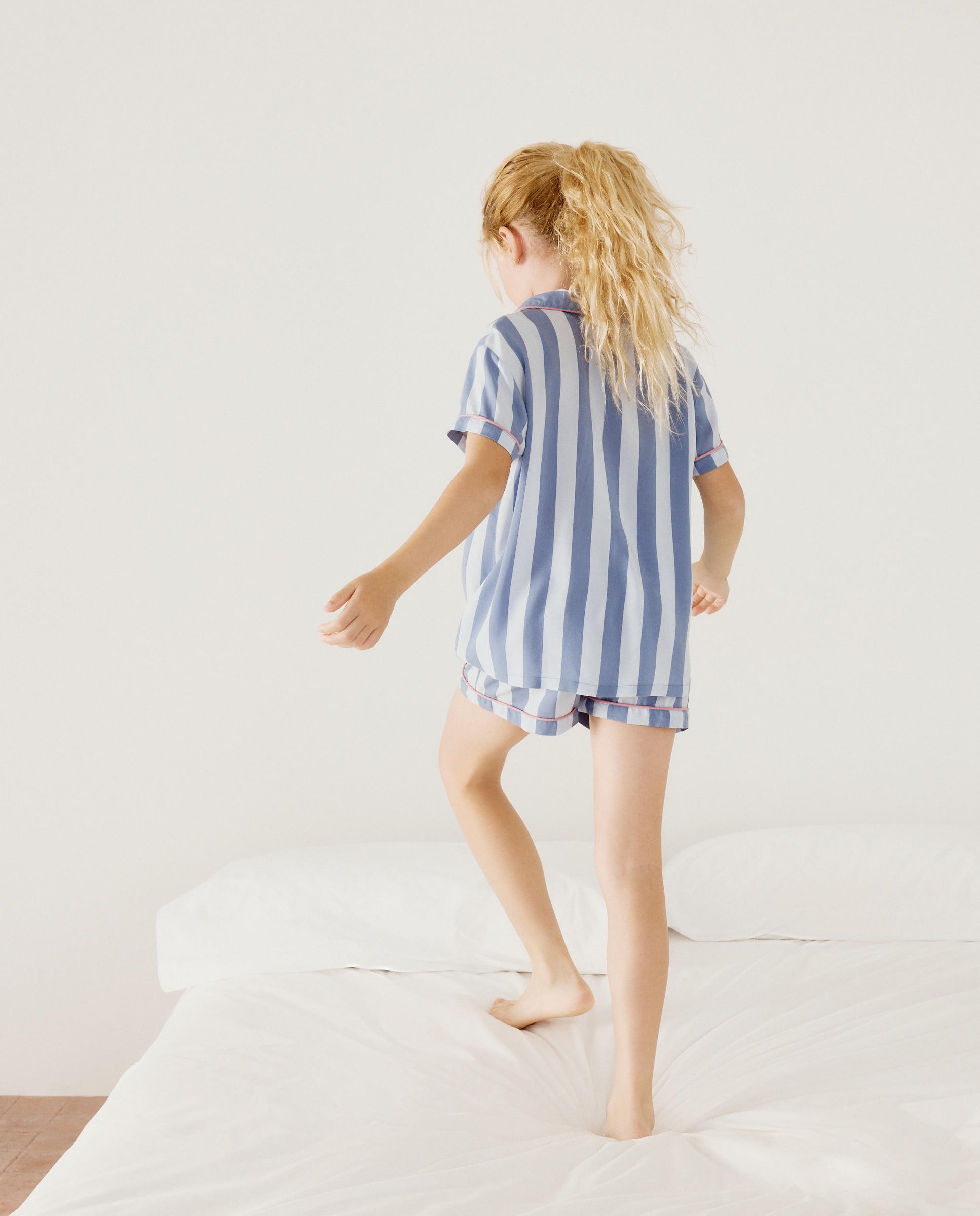 Pijama de Manga Curta com Desenho Cotton Juice Azul-3