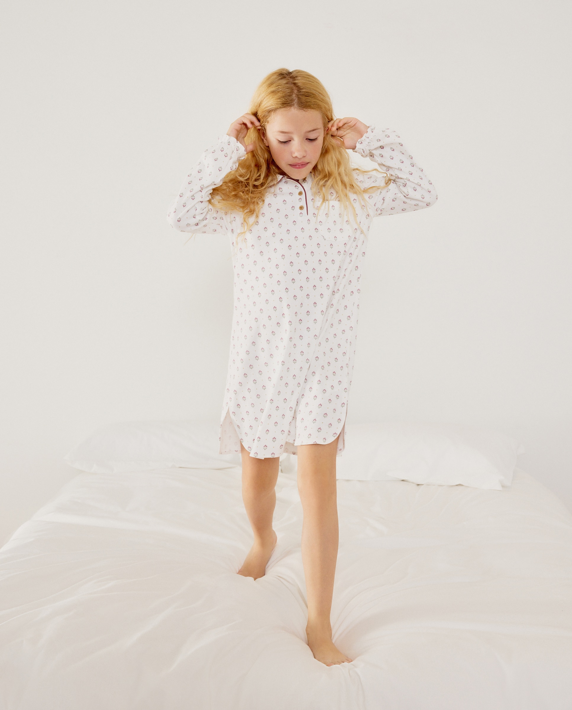 Camisa de Dormir de Manga Comprida com Flor Cotton Juice Branco-2