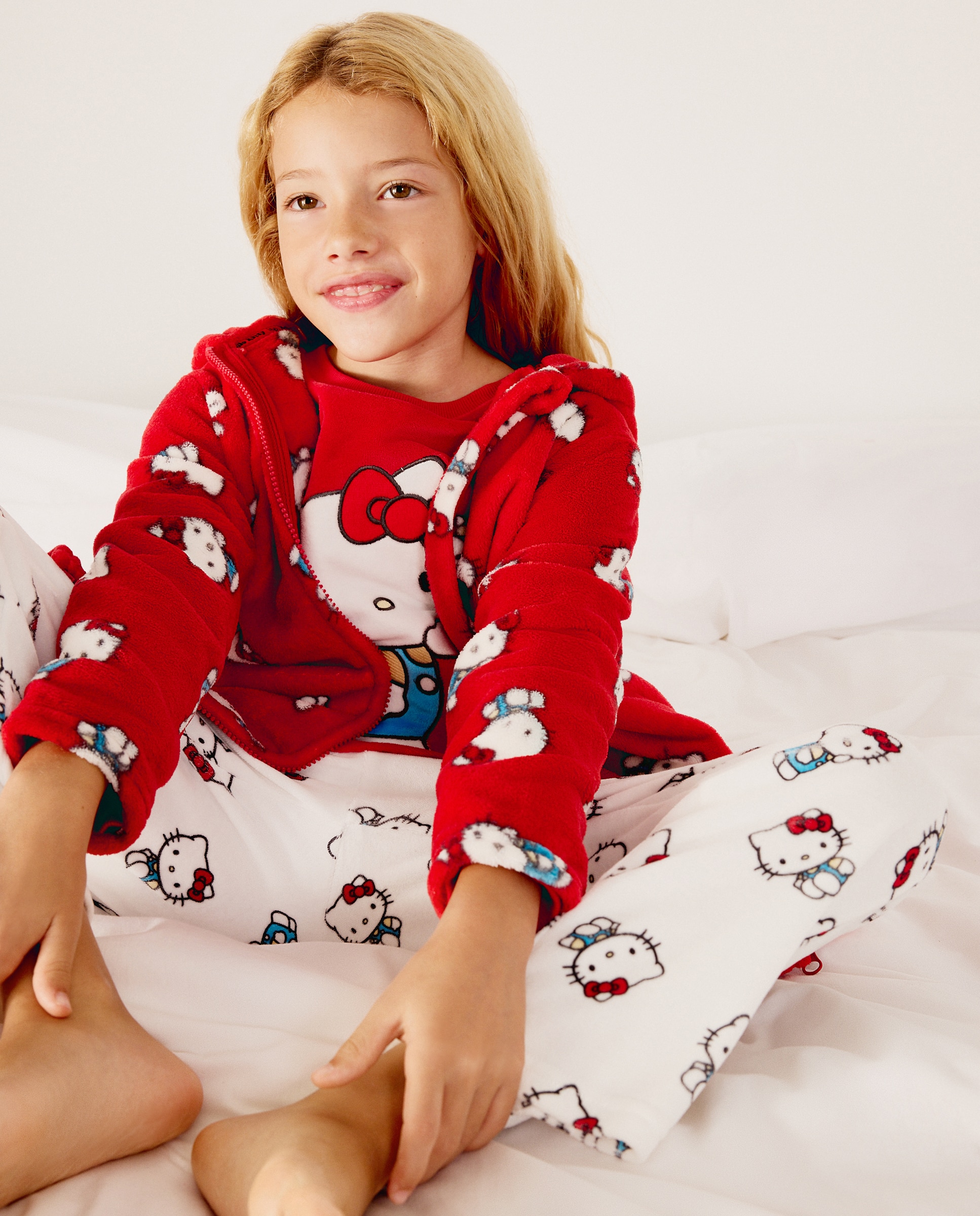 Imagen 1 de Bata con fantasía HELLO KITTY de niña - Cotton Juice - Rojo Rojo