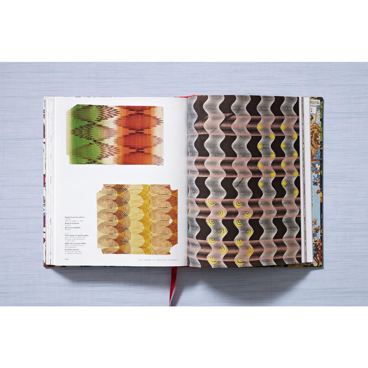 The Book of Printed Fabrics. From the 16th century until today (Capa dura) 9