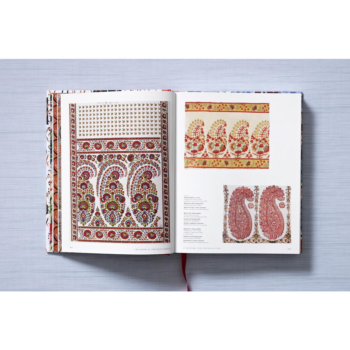 The Book of Printed Fabrics. From the 16th century until today (Capa dura) 10