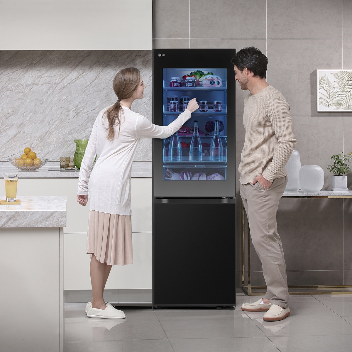 Frigorífico Combi LG No Frost, 186 cm, 352 l, InstaView, negro- GBG5160CEV (Reacondicionado Grado D) - Acero negro grafito Acero negro grafito-22