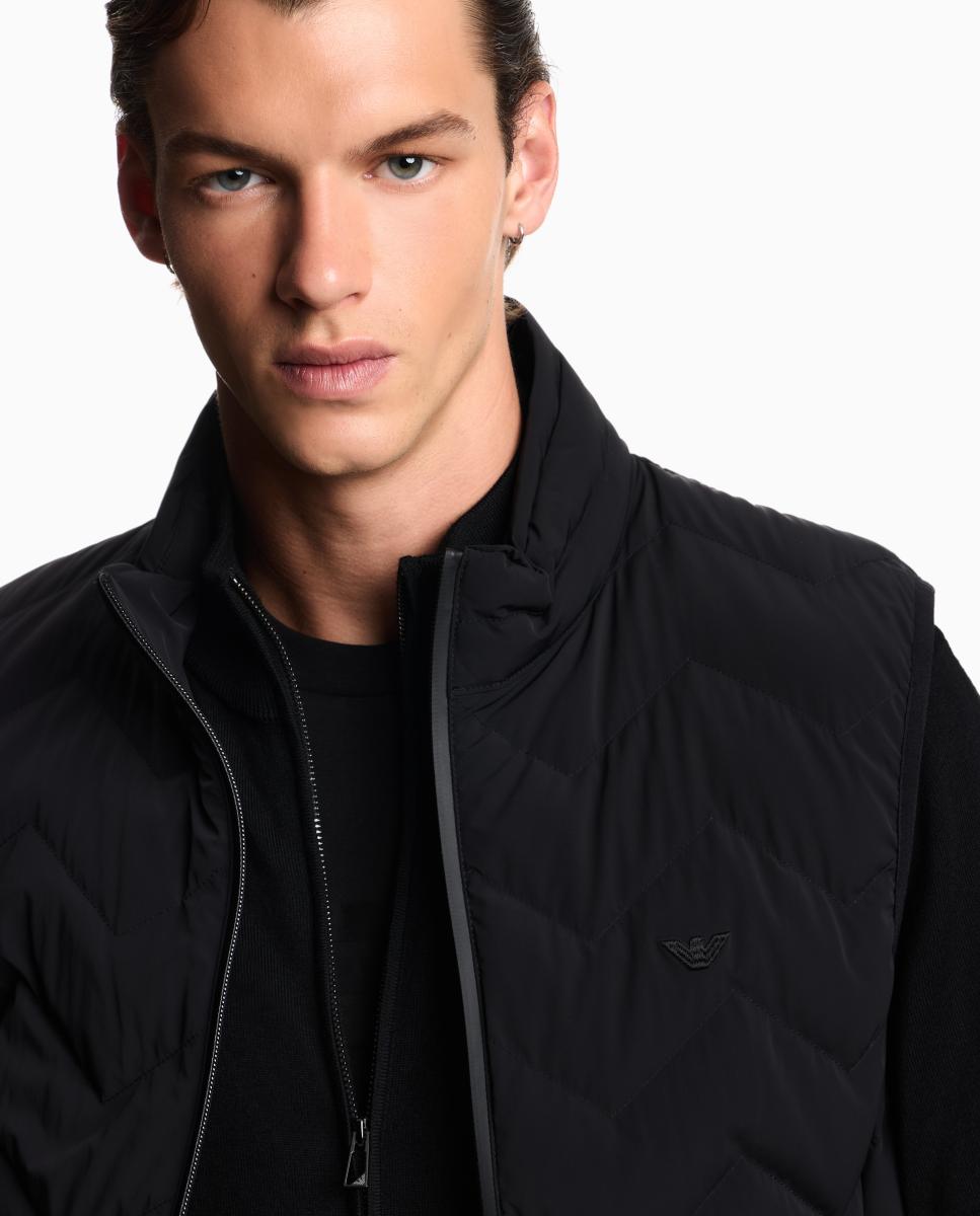 Colete Acolchoado com Penugem Preto-3
