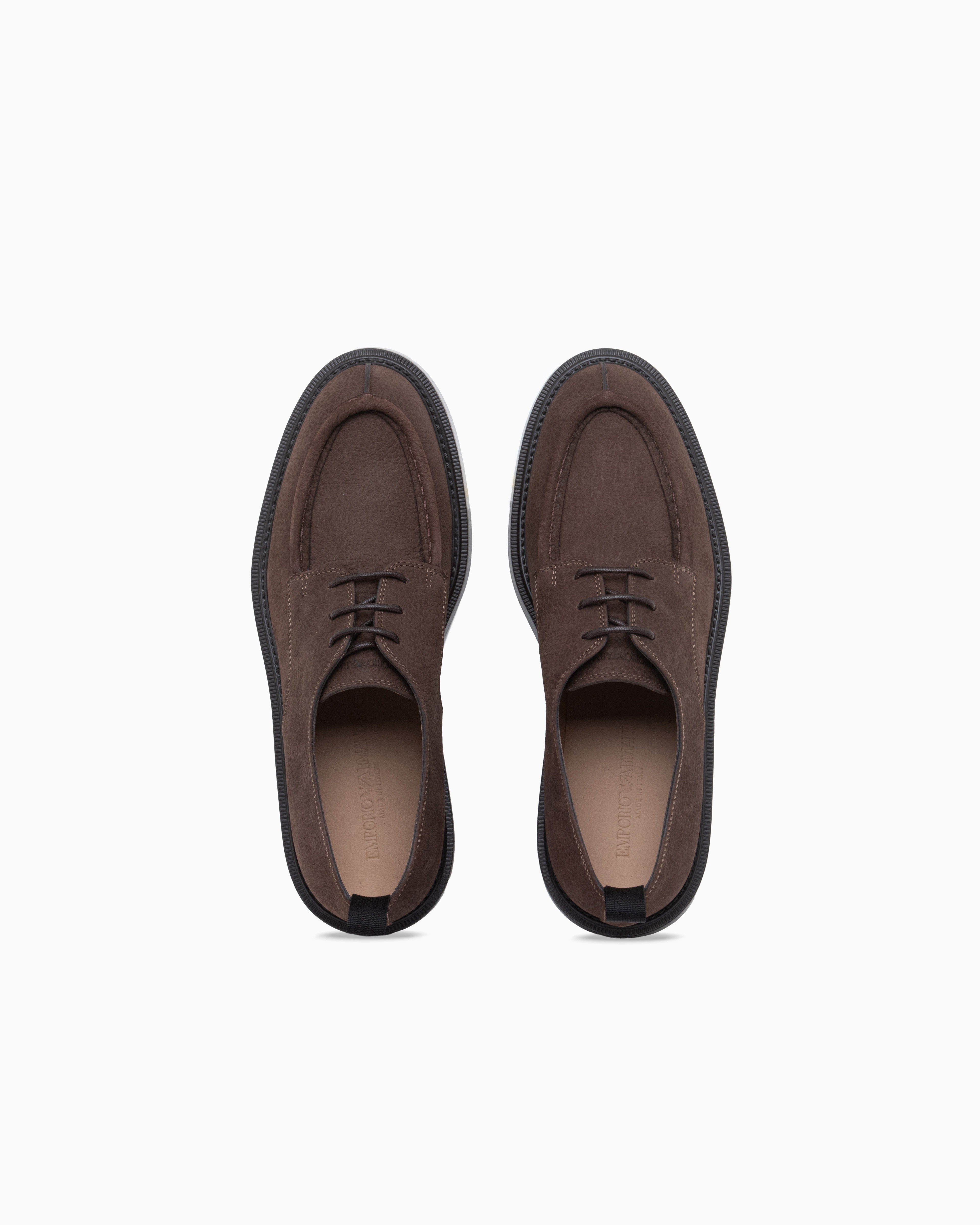 Sapatos em Nobuck com Atacadores Castanho-2