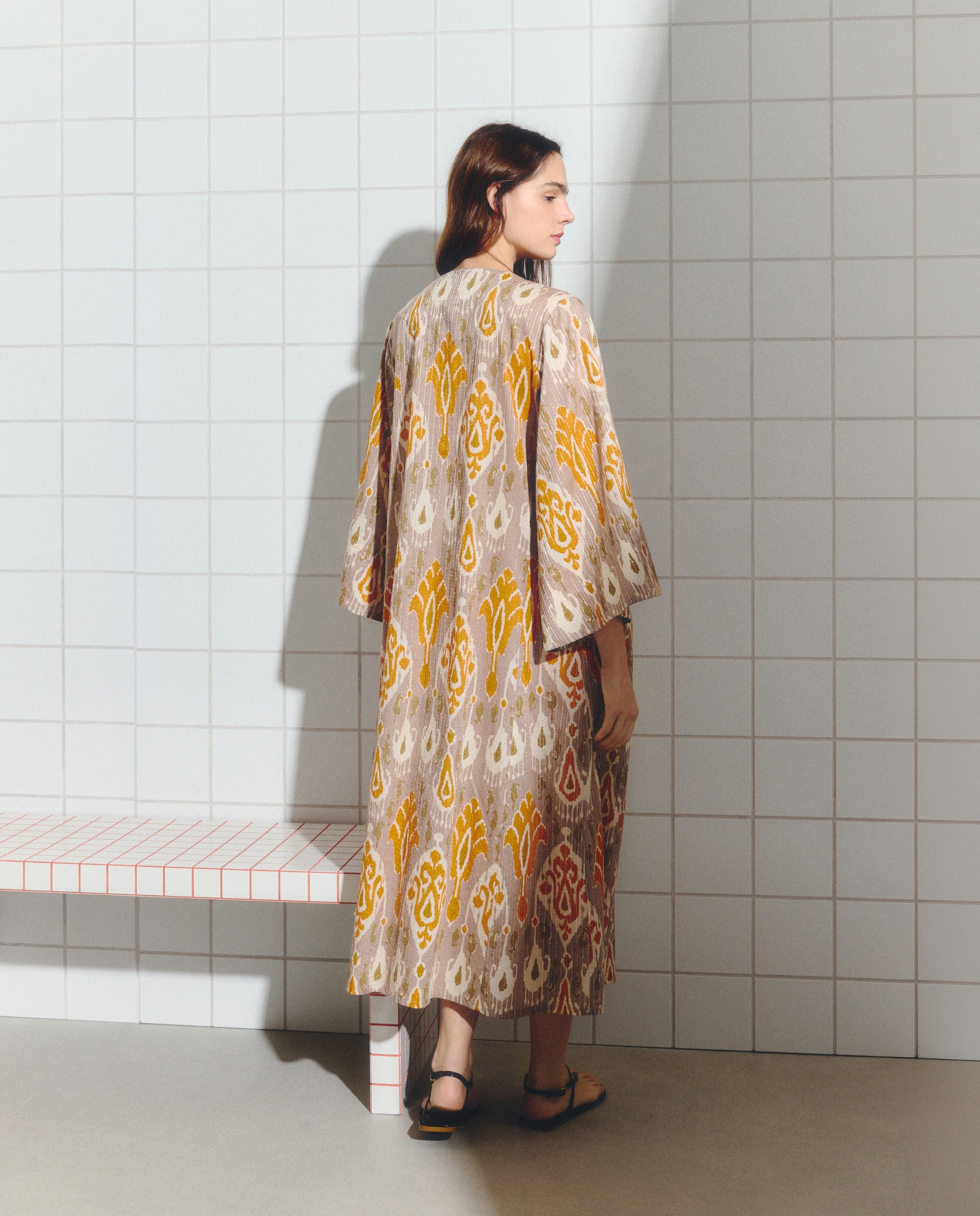 Kaftan com Estampado de Lantejoulas 390 Ouro-4