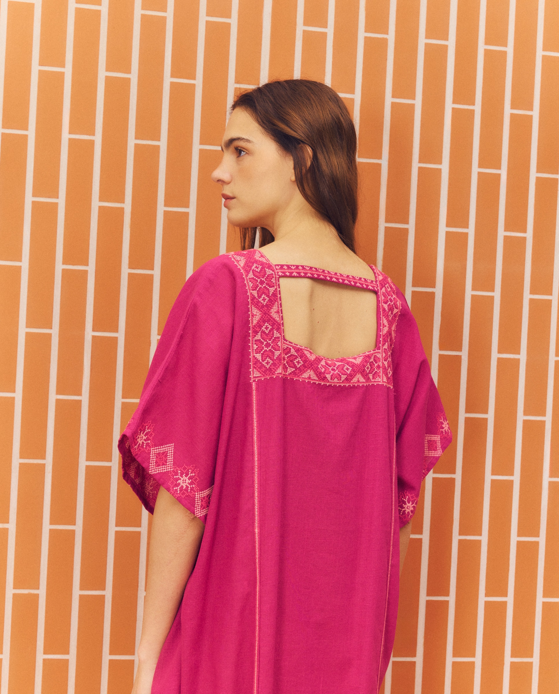 Kaftan Comprido de Ponto de Cruz 240 Fúcsia-3