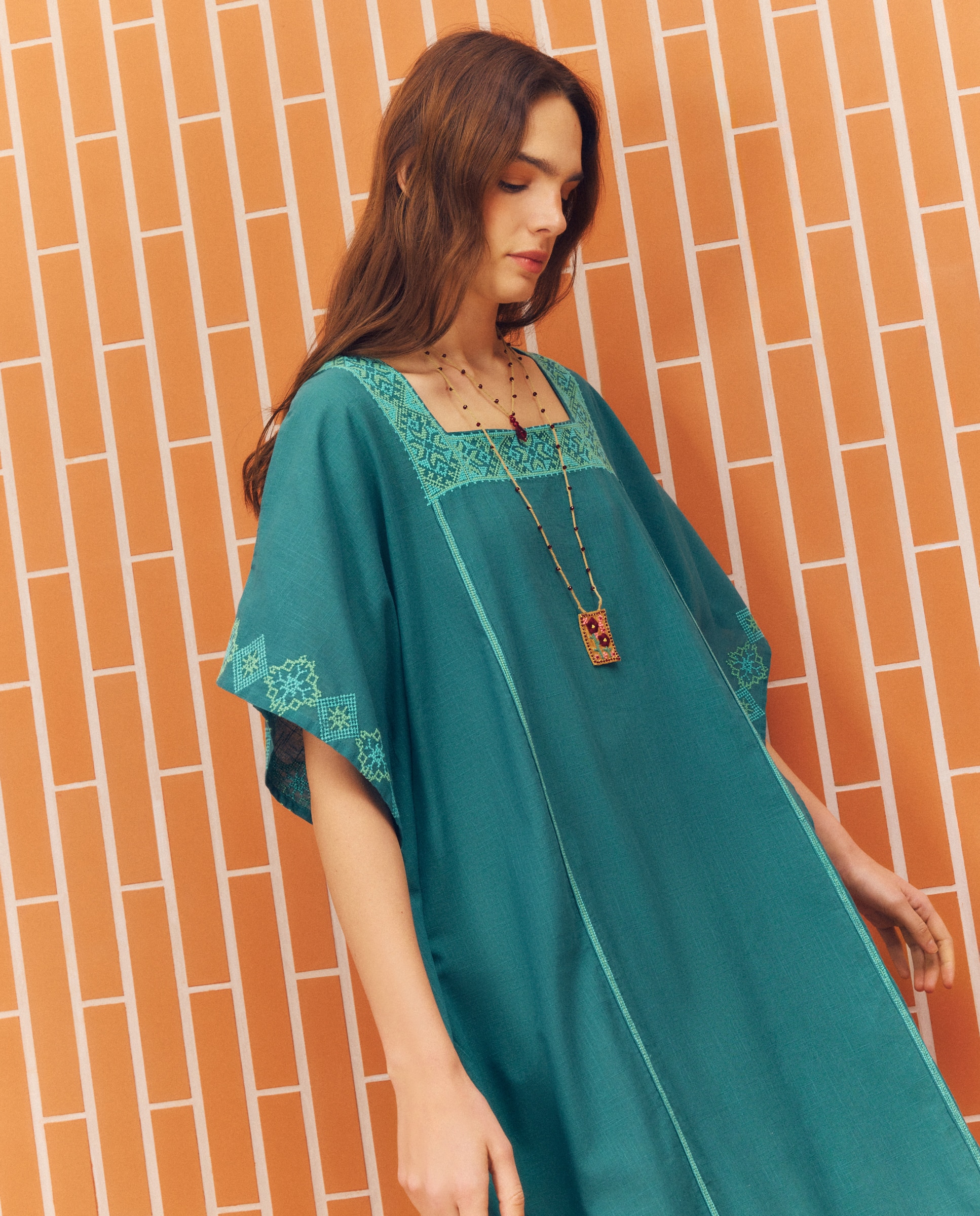 Imagem 0 de Kaftan Comprido de Ponto de Cruz